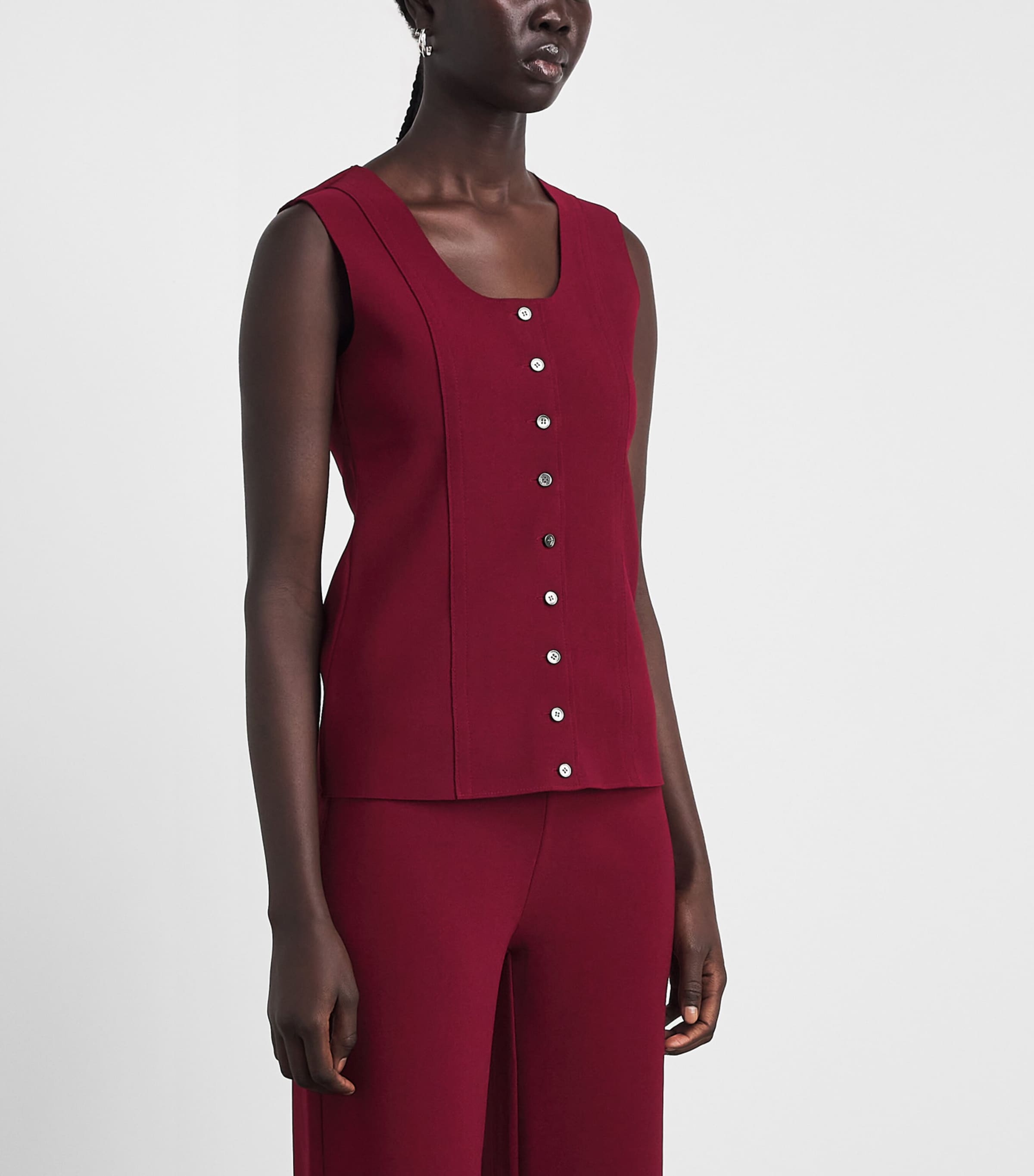 Birrot Womens Lay 3 Waistcoat Burgundy Image 4