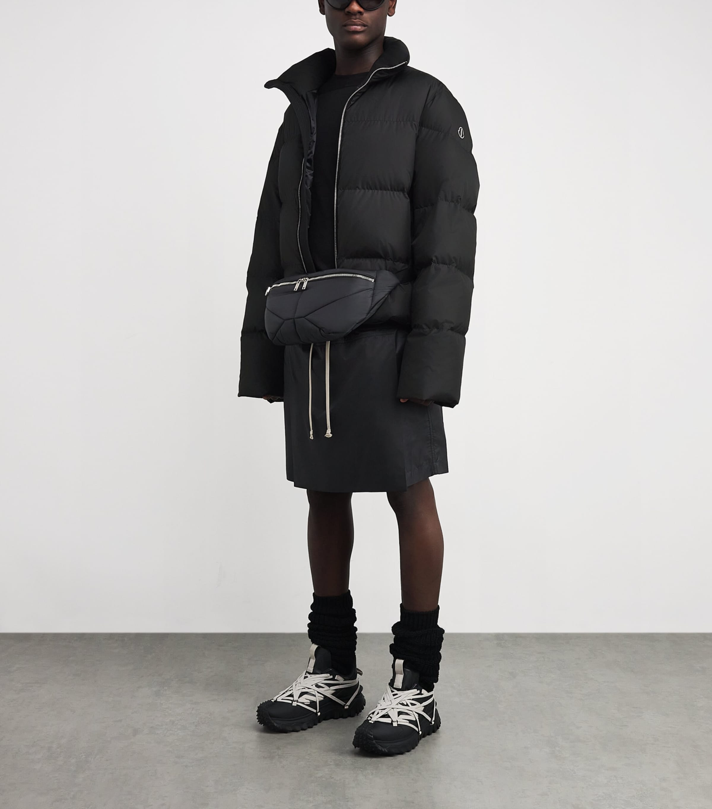 x Moncler Down Cyclopic Puffer Coat 999 - BLACK Image 2