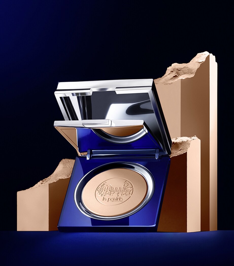 Skin Caviar Powder Foundation SPF15 PORCELAINE BLUSH NC-10 Image 4