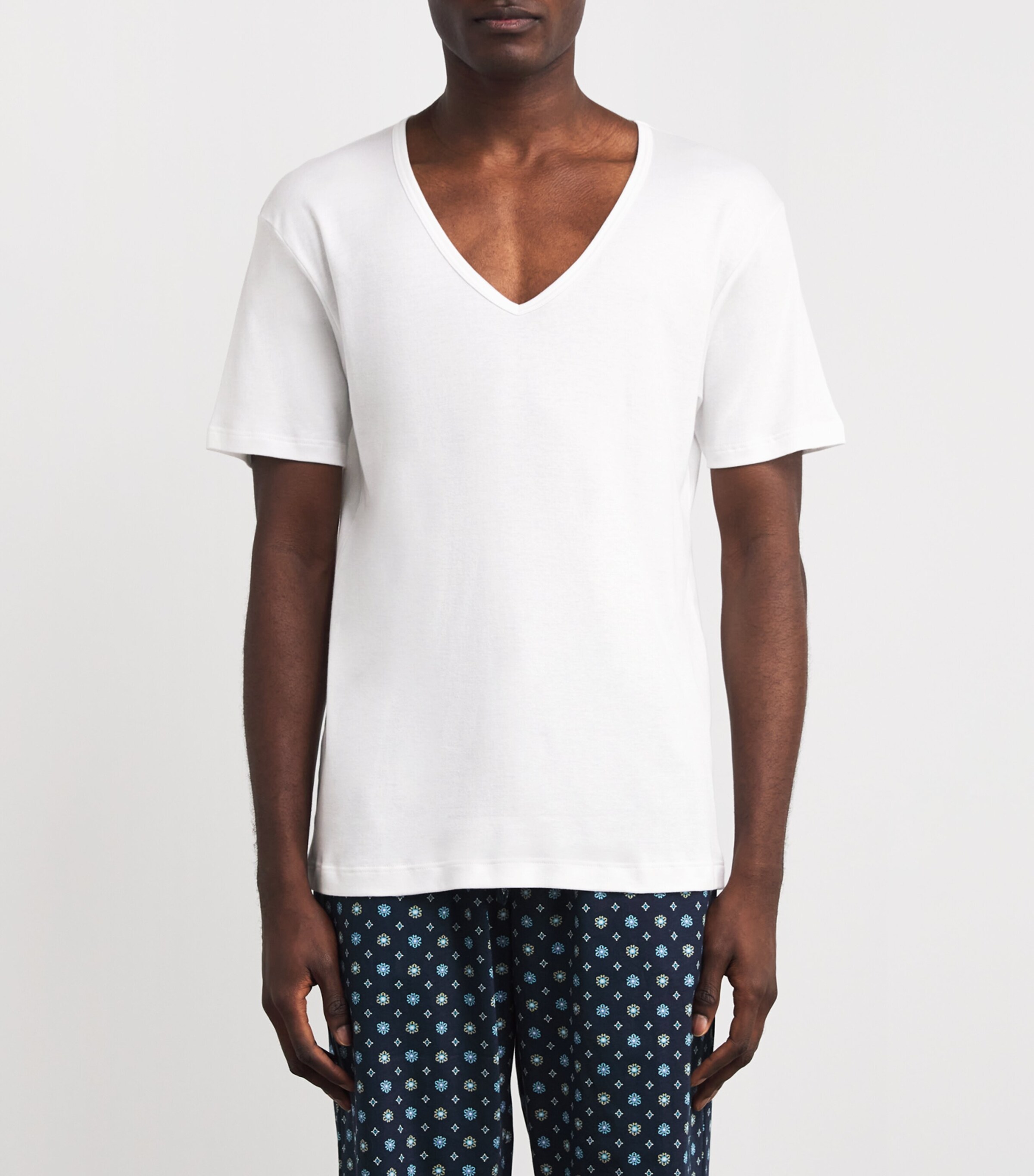 Sea Island Cotton V-Neck T-Shirt WHITE Image 3