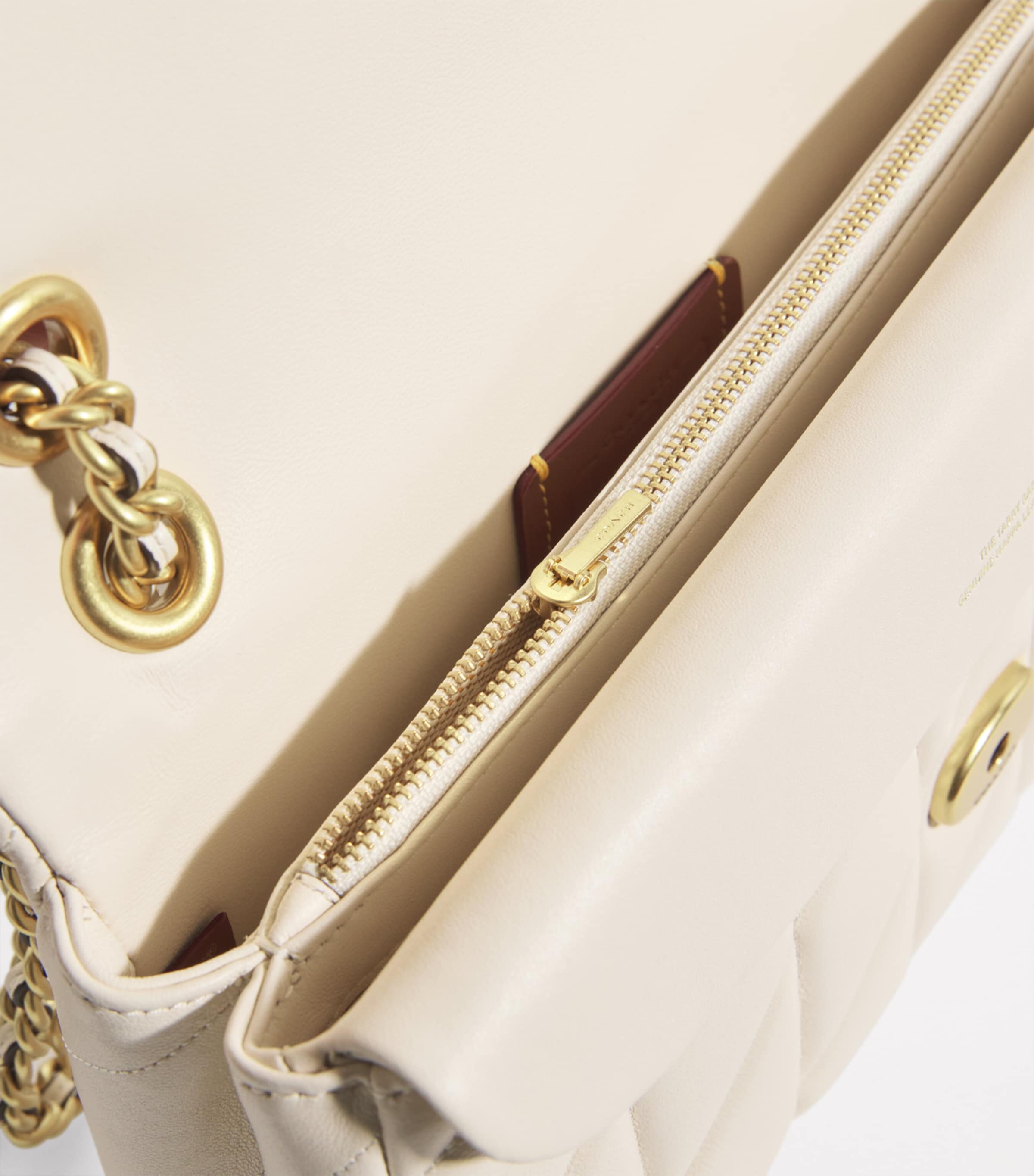 Quilted Leather Tabby 20 Shoulder Bag B4/CHALK Image 6