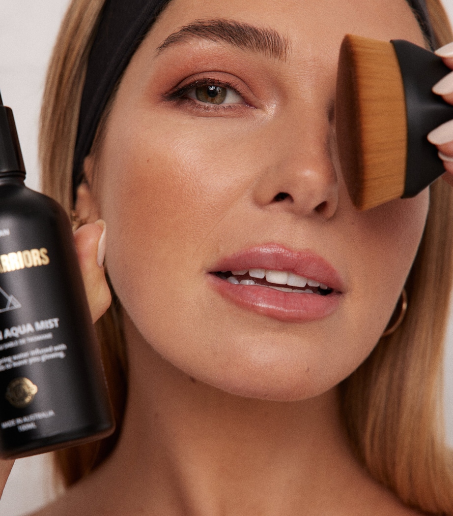 Beauty Buff Tanning Brush NO COLOUR Image 2