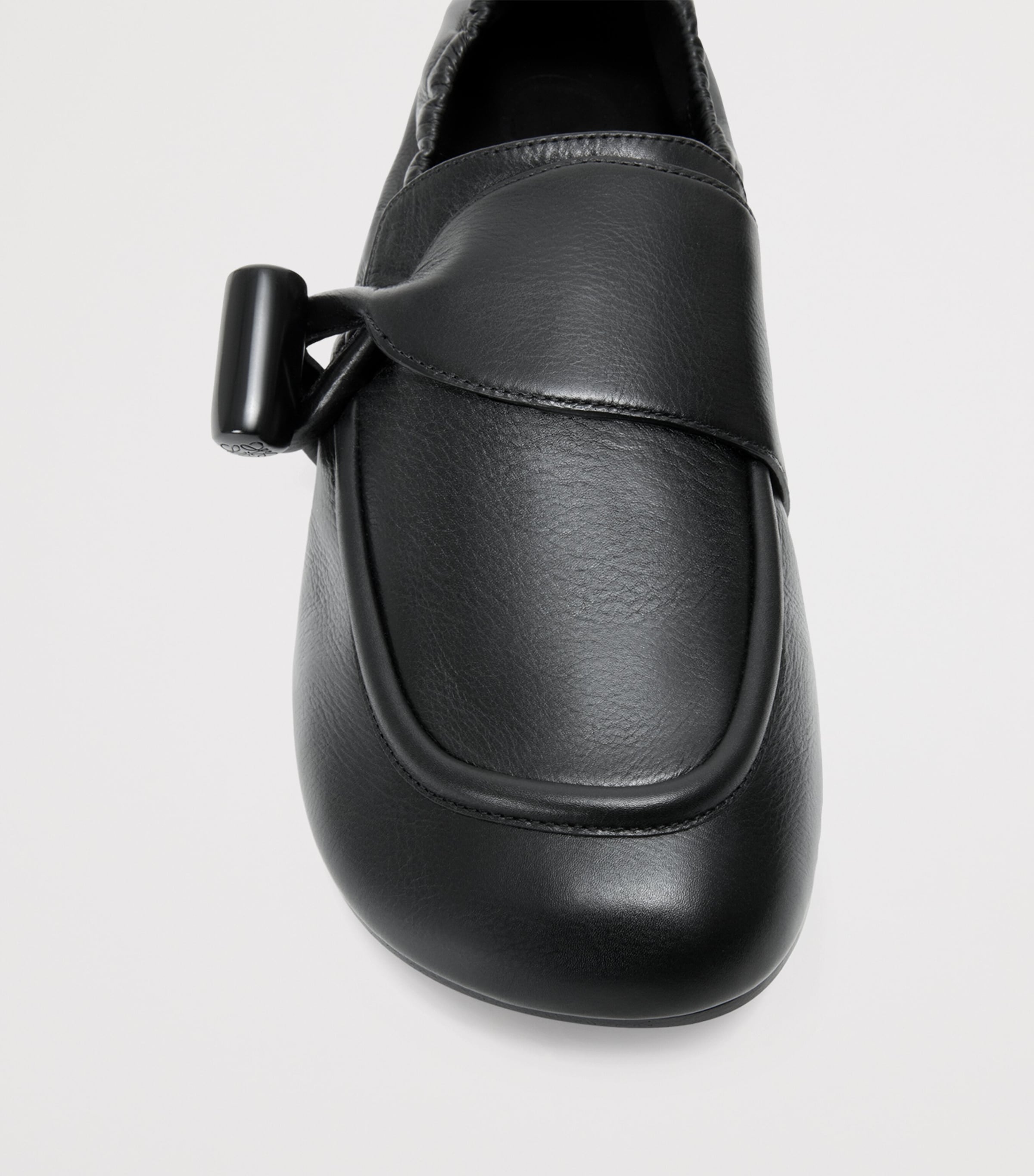 Leather Toggle Loafers BLACK Image 4