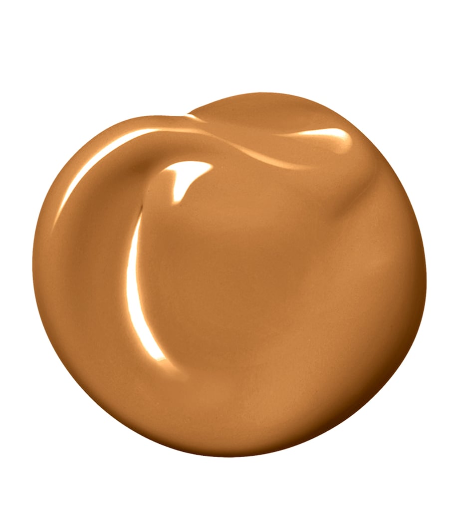 Sheer Glow Foundation MACAO Image 2