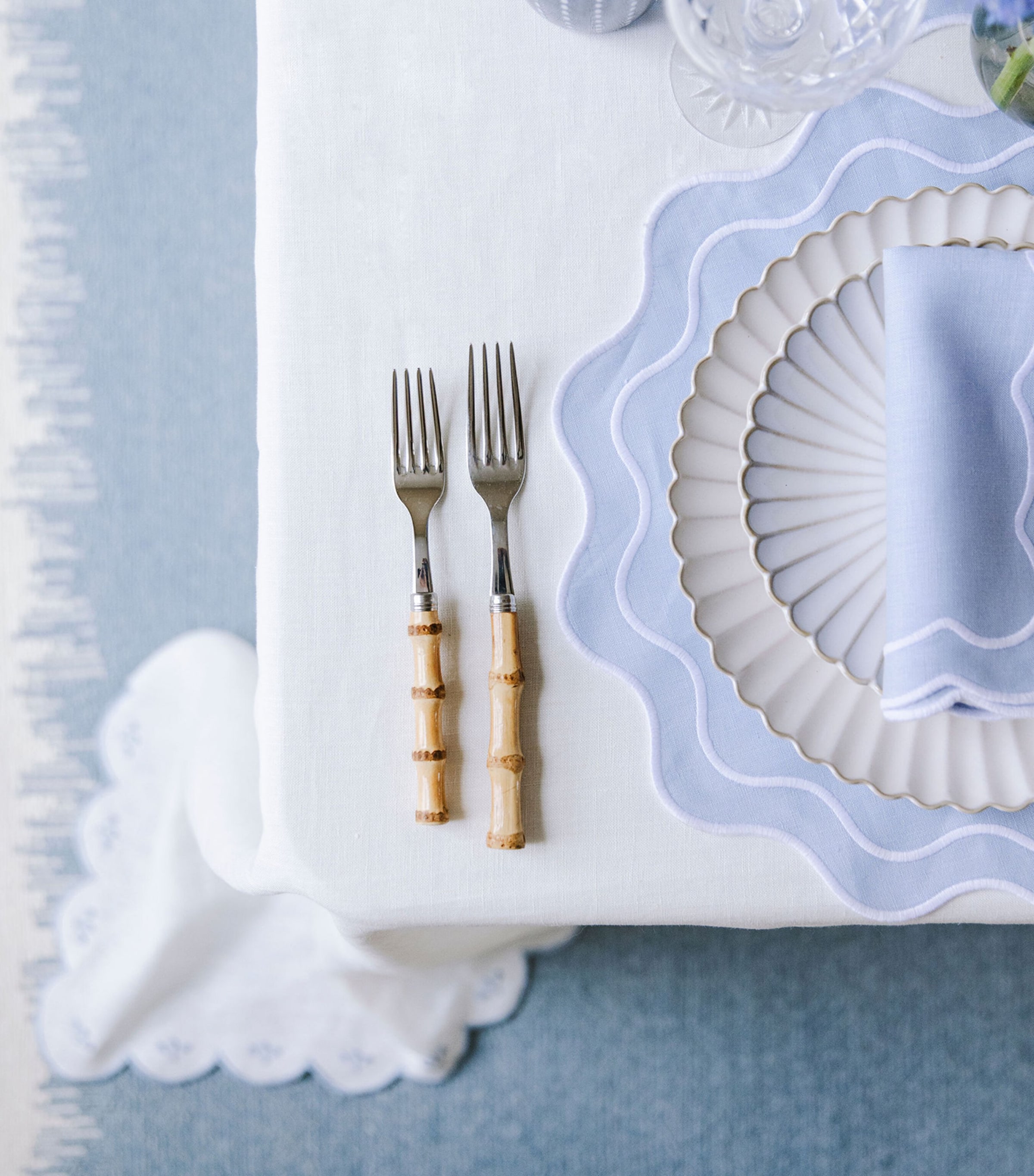 Set of 4 Bella Blue Placemats (36cm x 45cm) PALE BLUE Image 4