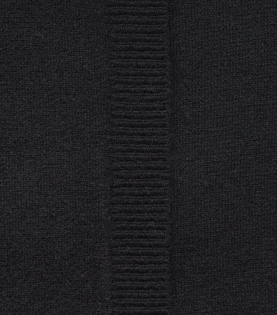 Soft Goat Womens Cashmere Short-Sleeve Sweater Black Image 6