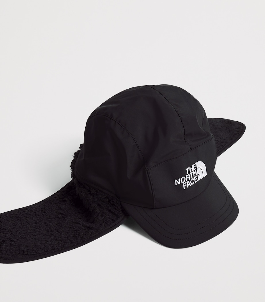 Shasta Trapper Hat (6-18 Years) TNF BLACK Image 4