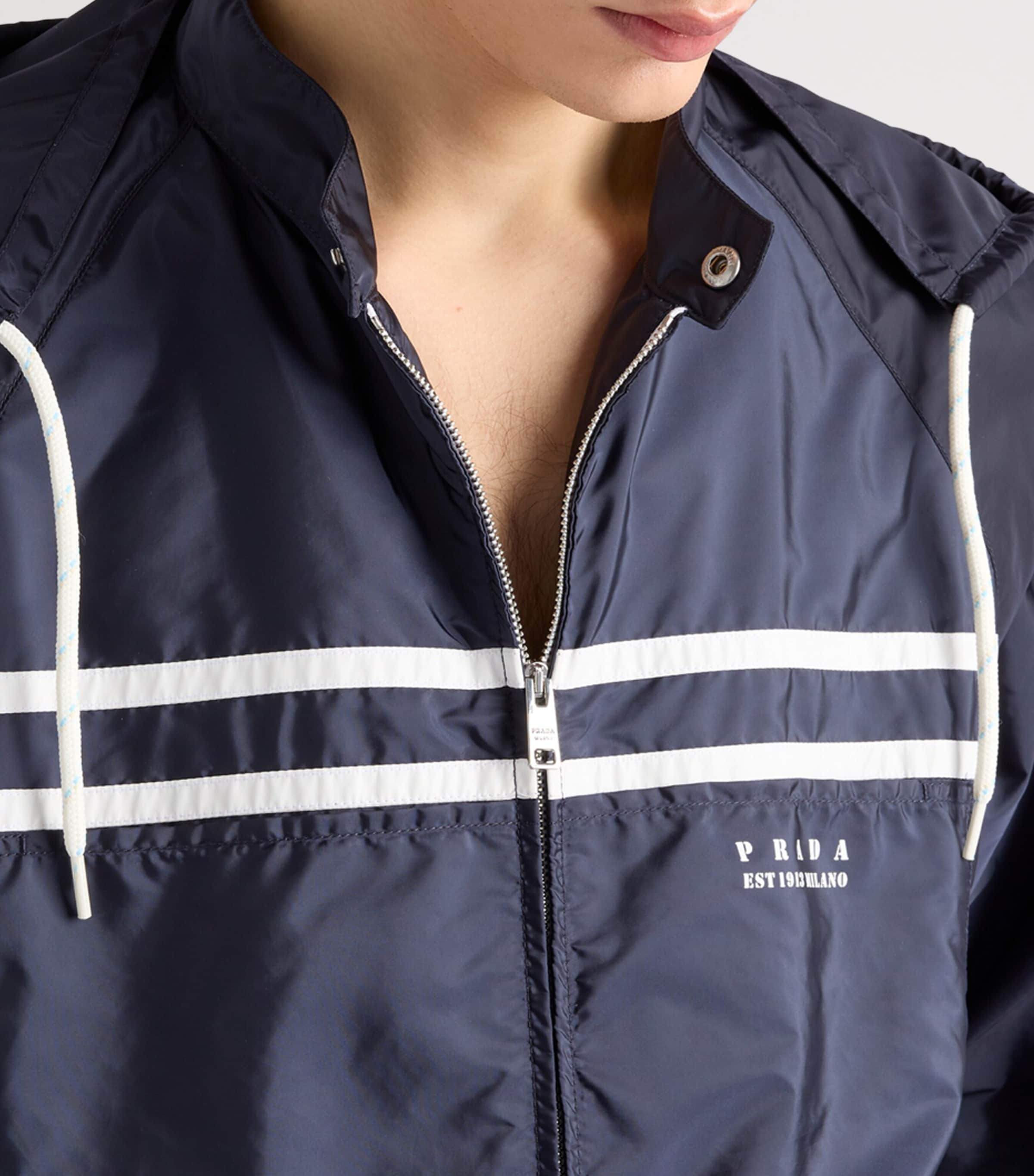 Re-Nylon Adaptable Oversized Jacket F022X Image 4