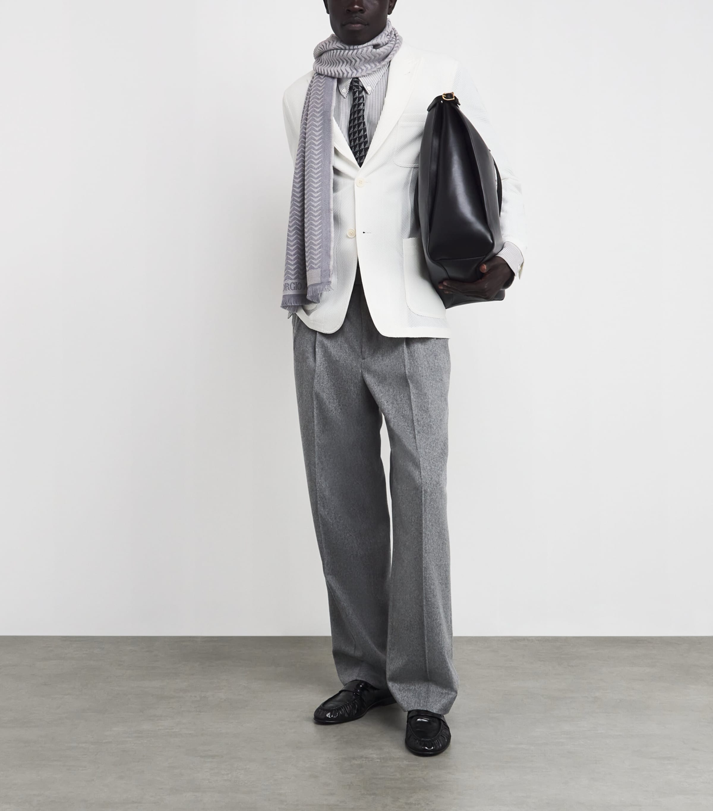 Wool Geometric Print Scarf F8047 Image 2