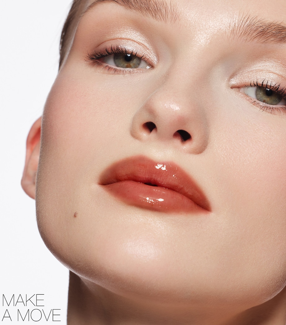 Afterglow Lip Shine MAKE A MOVE Image 4