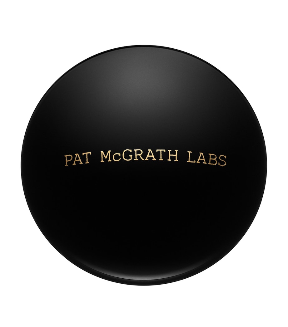 Skin Fetish: Sublime Perfection Under-Eye Powder MEDIUM Image 3