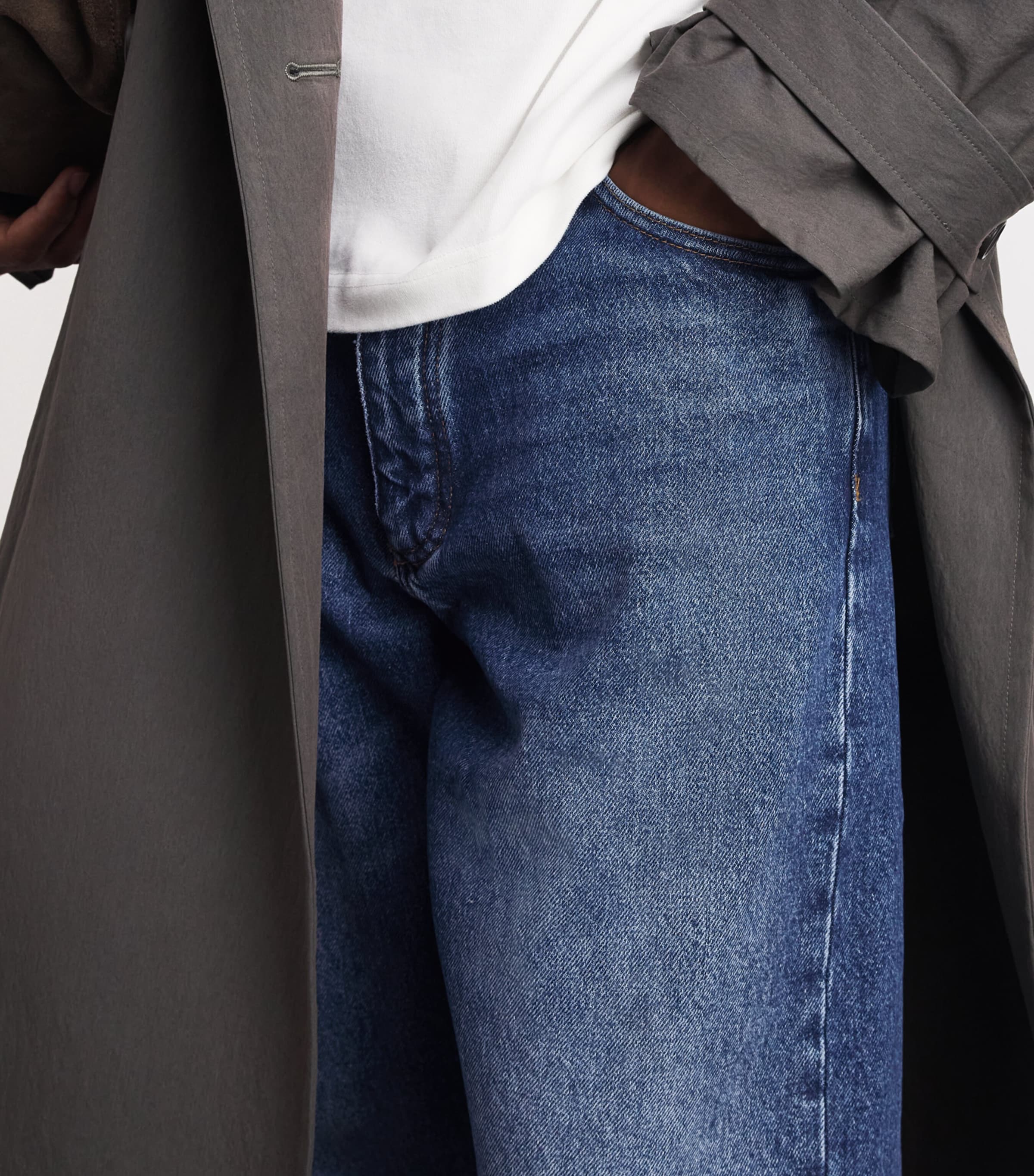 Studio Nicholson Mens Riso Straight Jeans Worn Wash Indigo Image 3