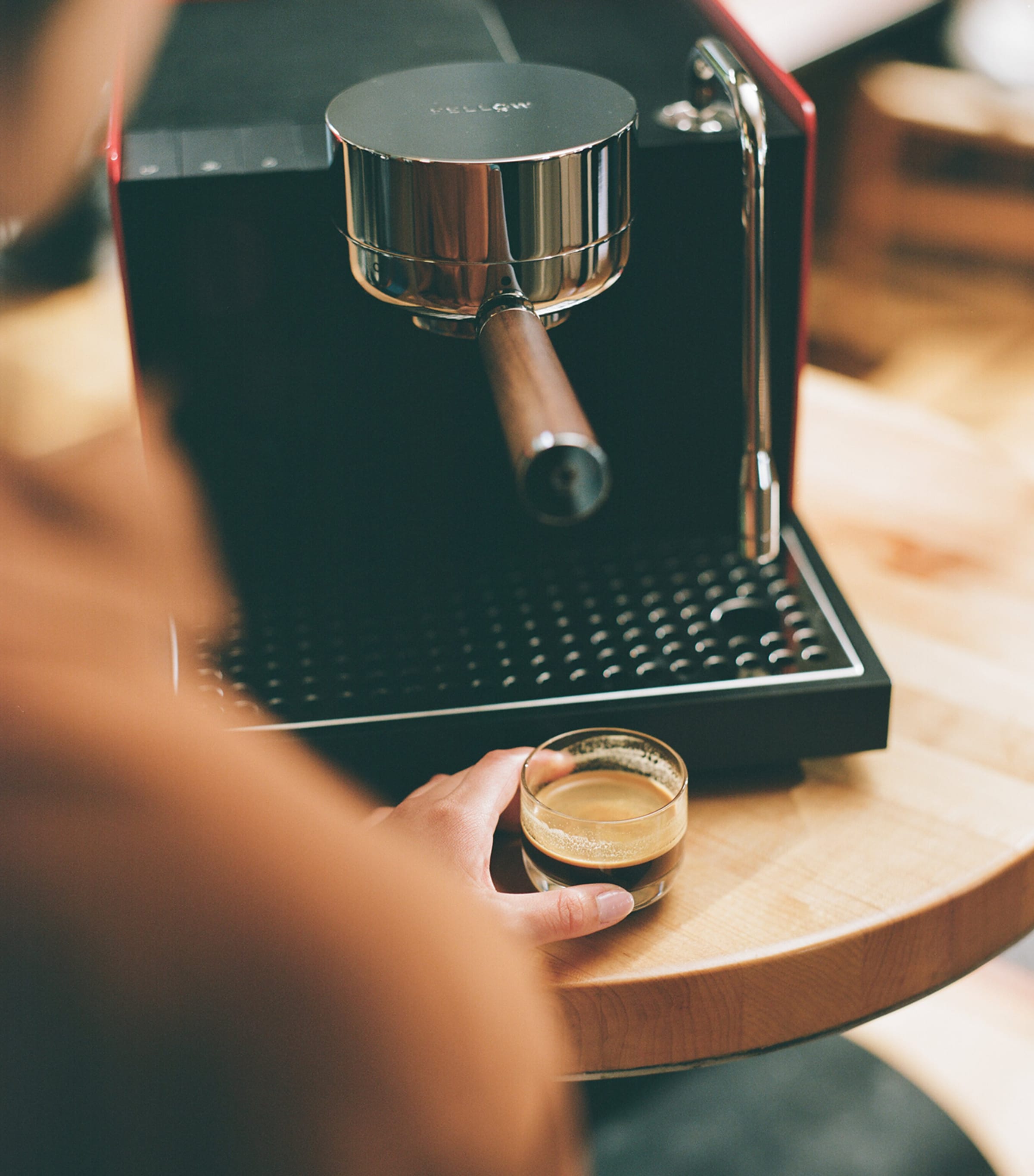 FELLOW Series 1 Espresso Machine Cherry Red Image 8