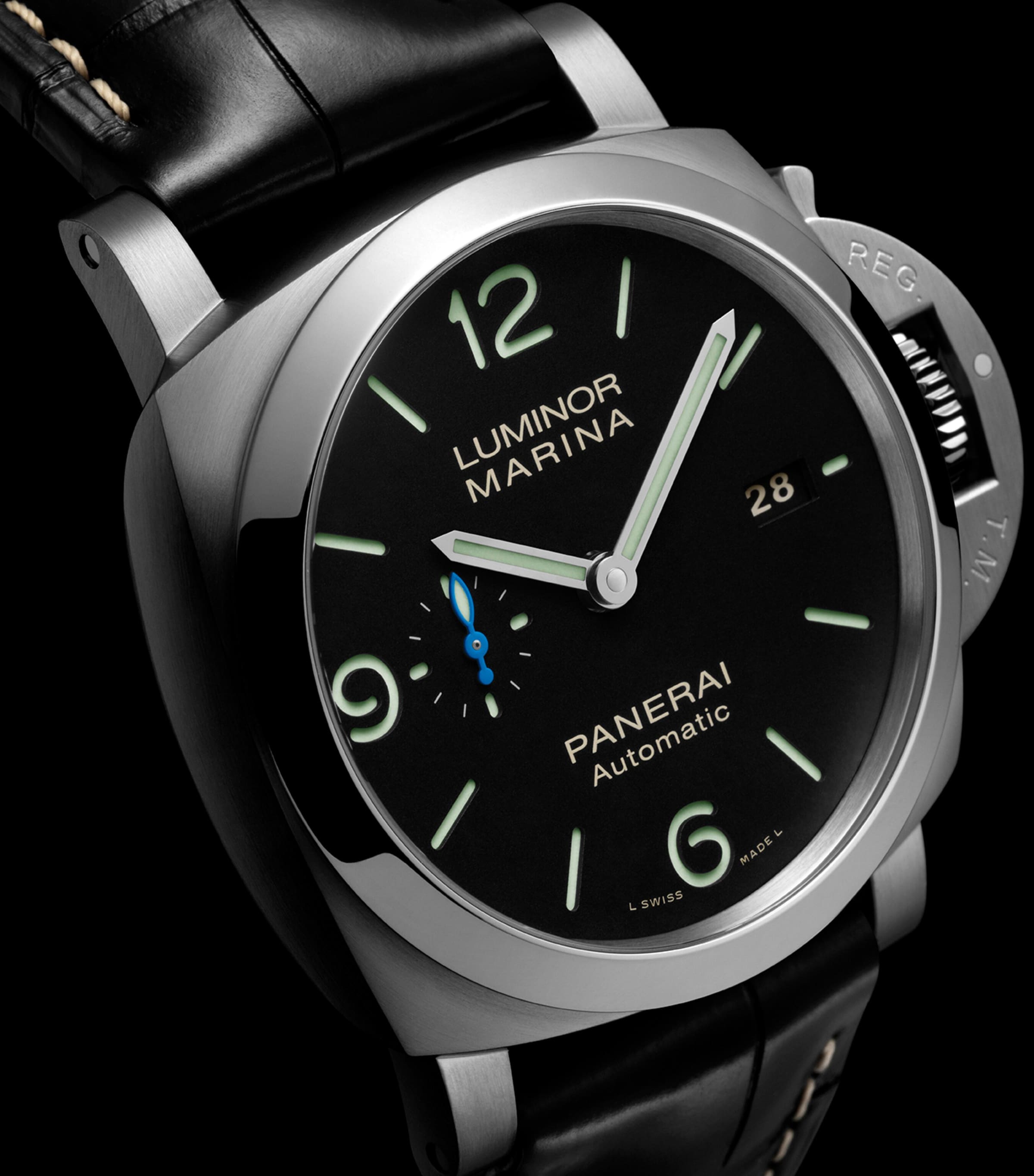 Stainless Steel Luminor Watch 44mm BLACK Image 5