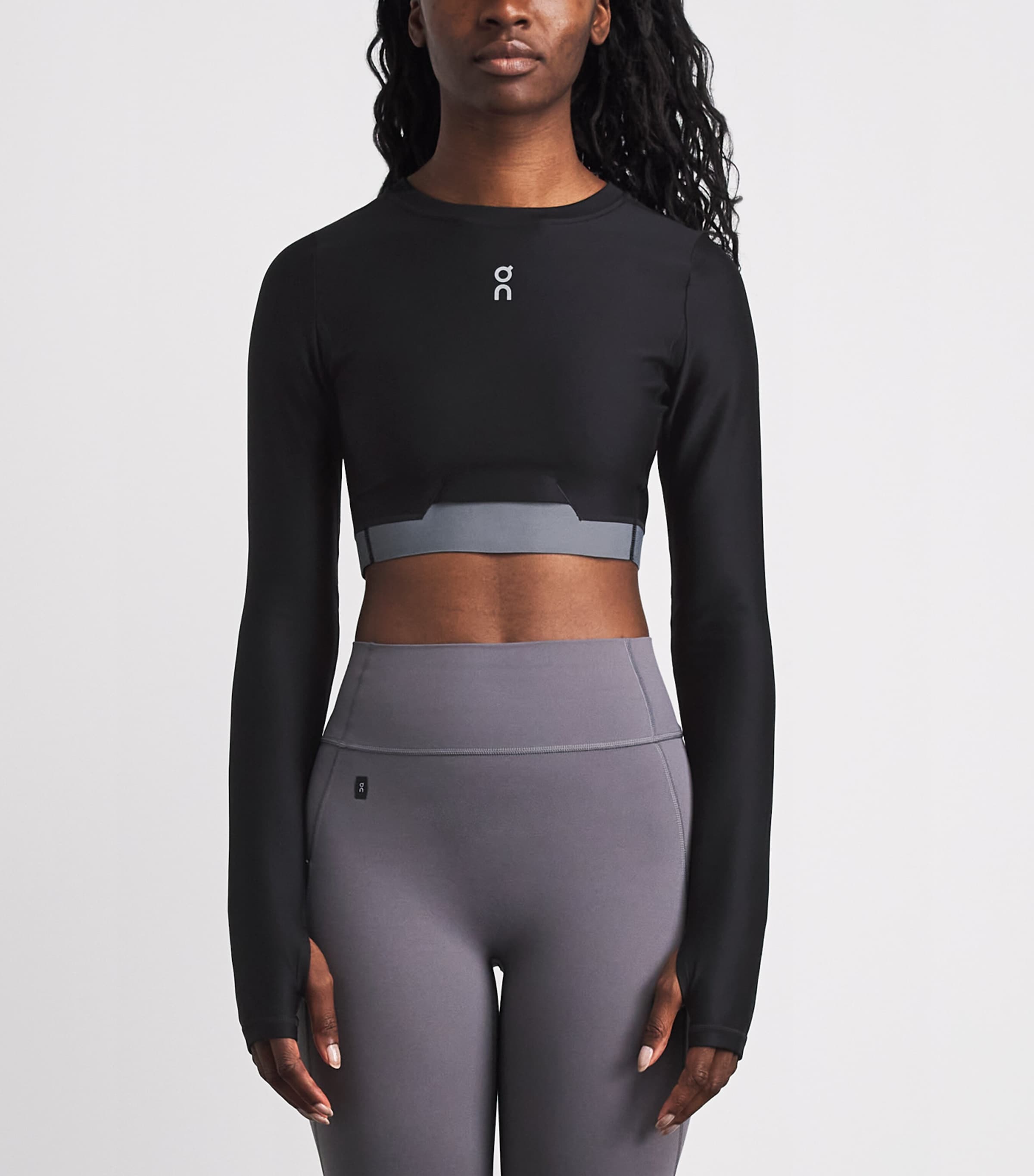 On Womens Train Cropped Long-Sleeve Top Black Image 4