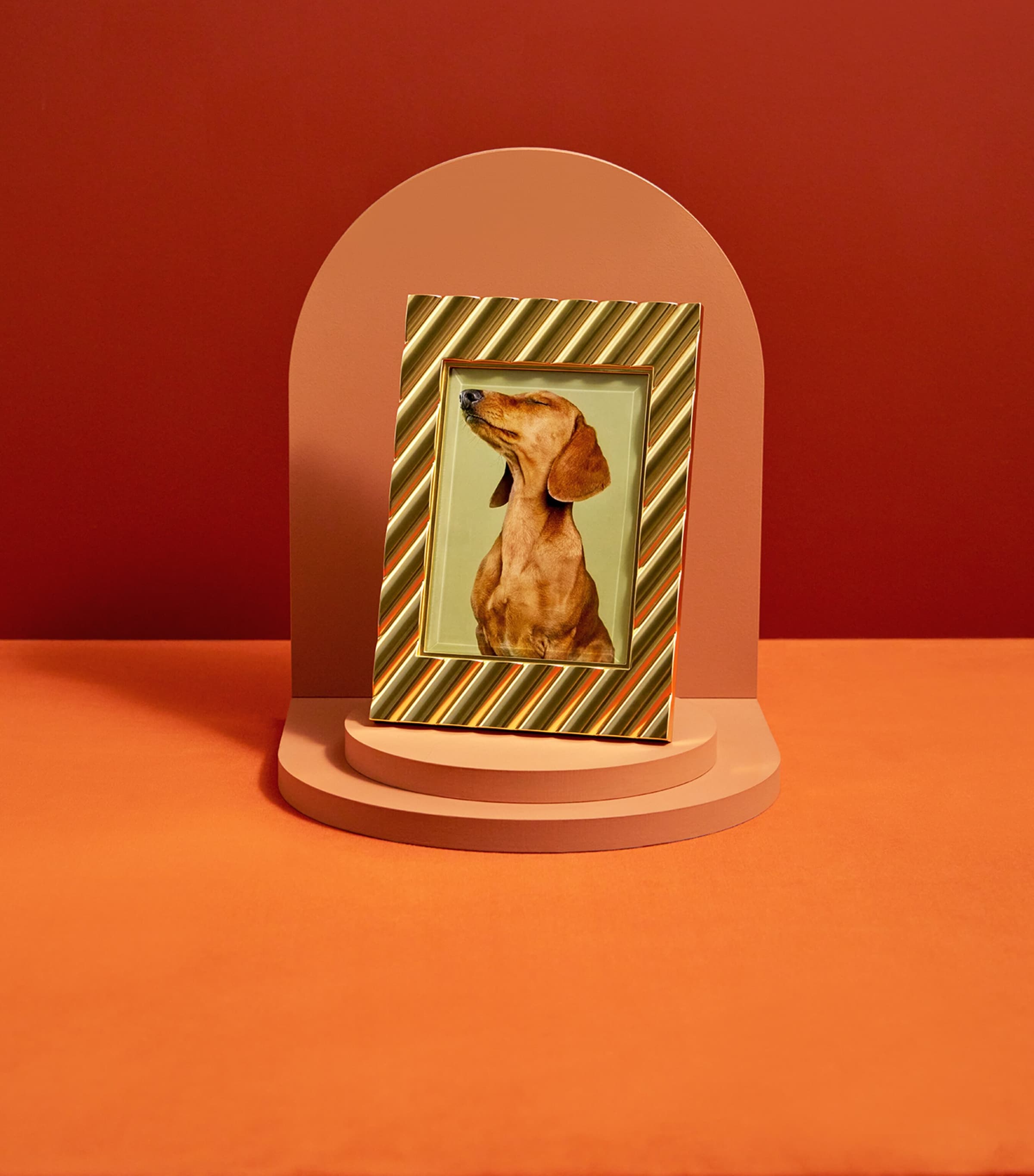 L'Objet Maxime Photo Frame (4” x 6”) Gold Image 5