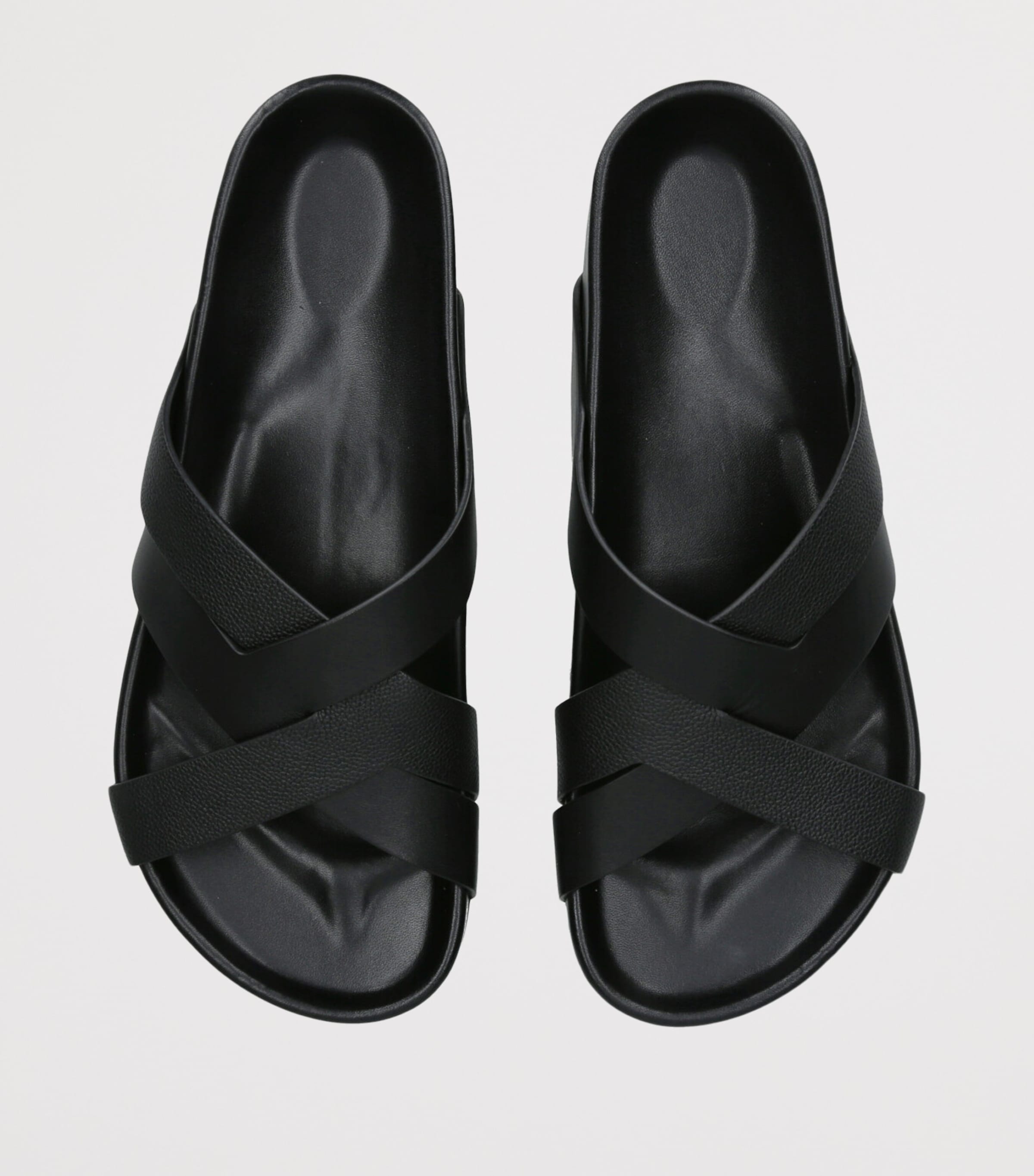 Leather Crossover Sandals BLACK Image 4