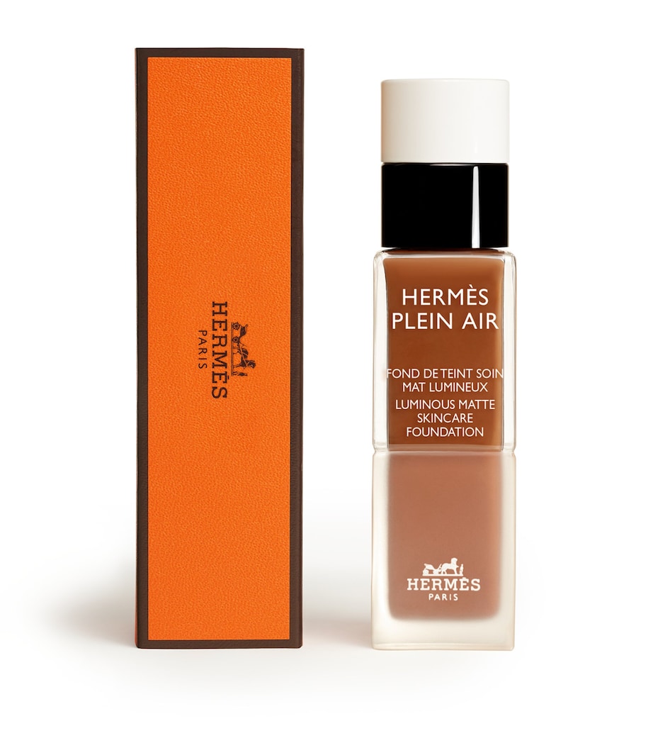 Plein Air Luminous Matte Skincare Foundation CUIVRE Image 2