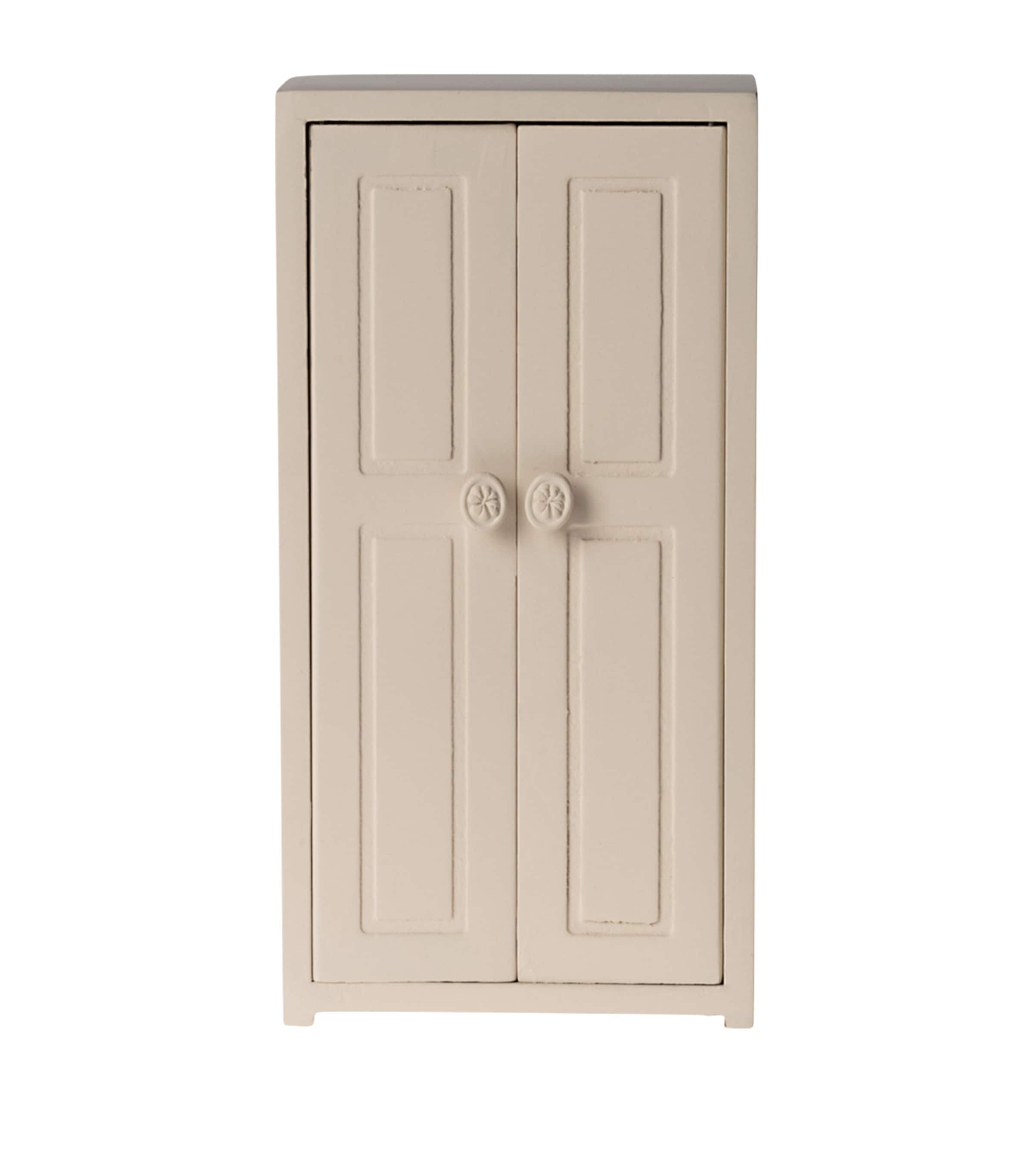 Mouse Closet MULTI Image 1