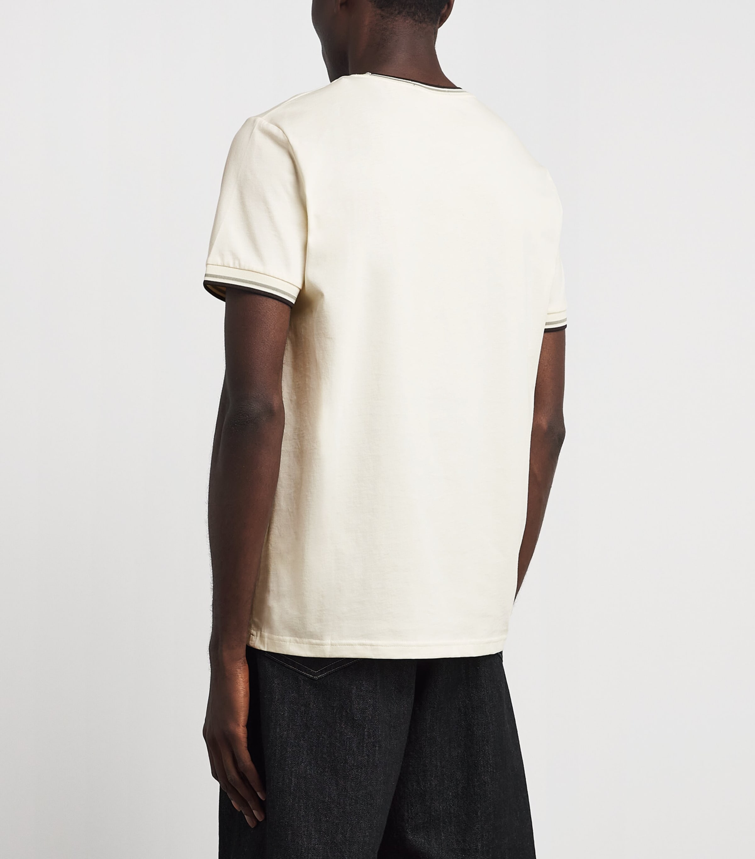Fred Perry Mens Cotton Twin Tipped T-Shirt Ecr/seagrs/dkair Image 5