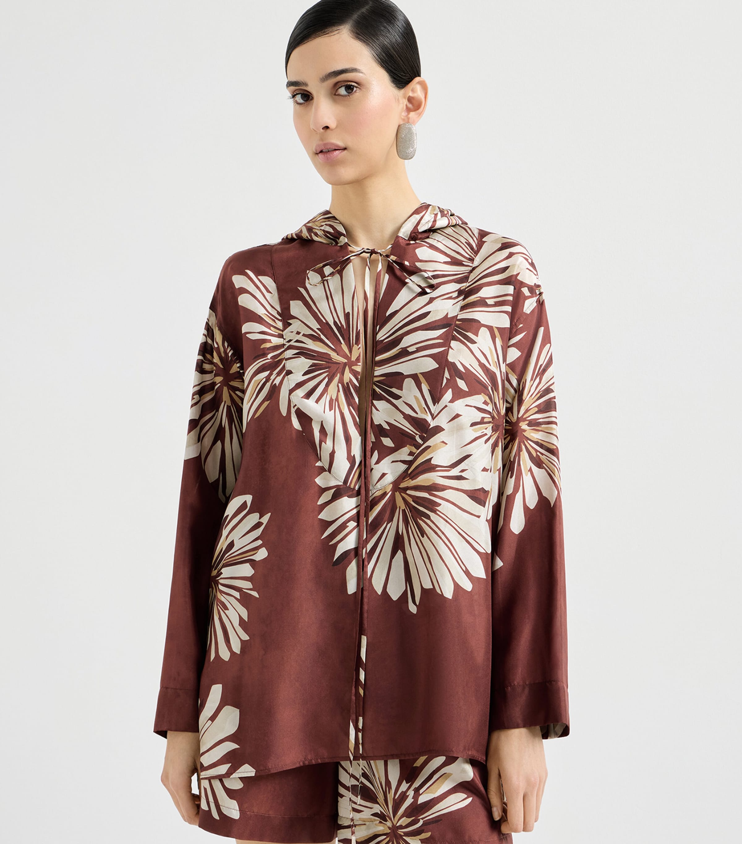 Brunello Cucinelli Womens Silk Floral Hooded Shirt Image 3