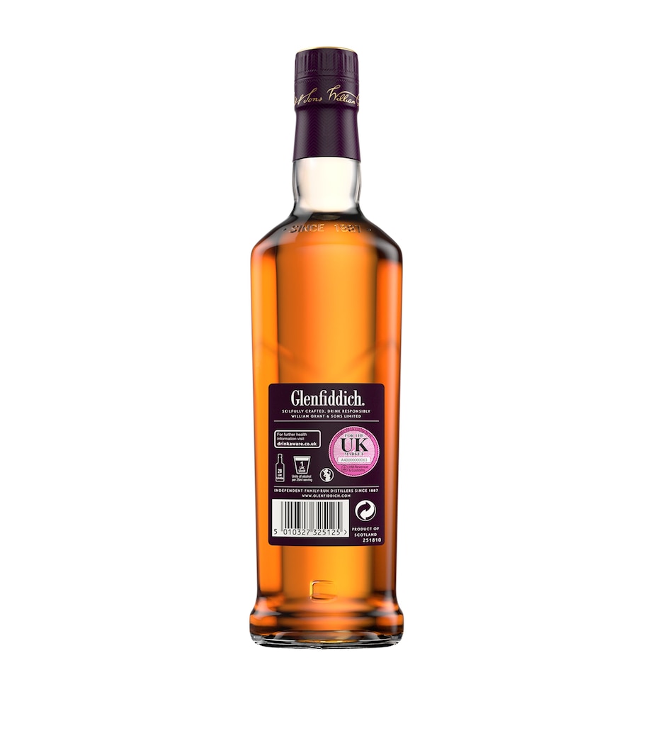 Glenfiddich Our Solera Fifteen Single Malt Scotch Whisky (70cl) Image 2