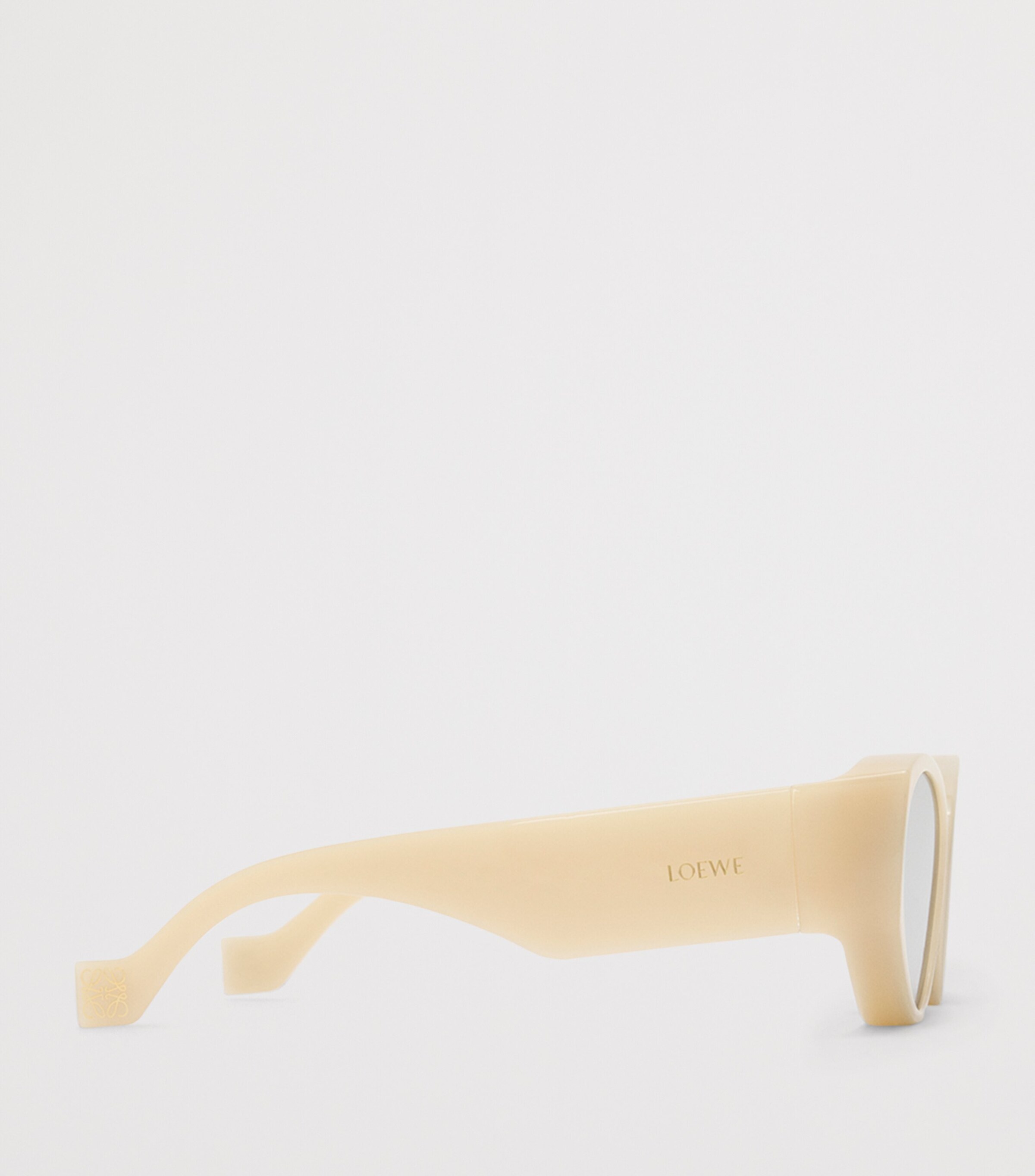 LOEWE x Paula's Ibiza Front Lenses Cat Eye Sunglasses Milky Ivory Image 3