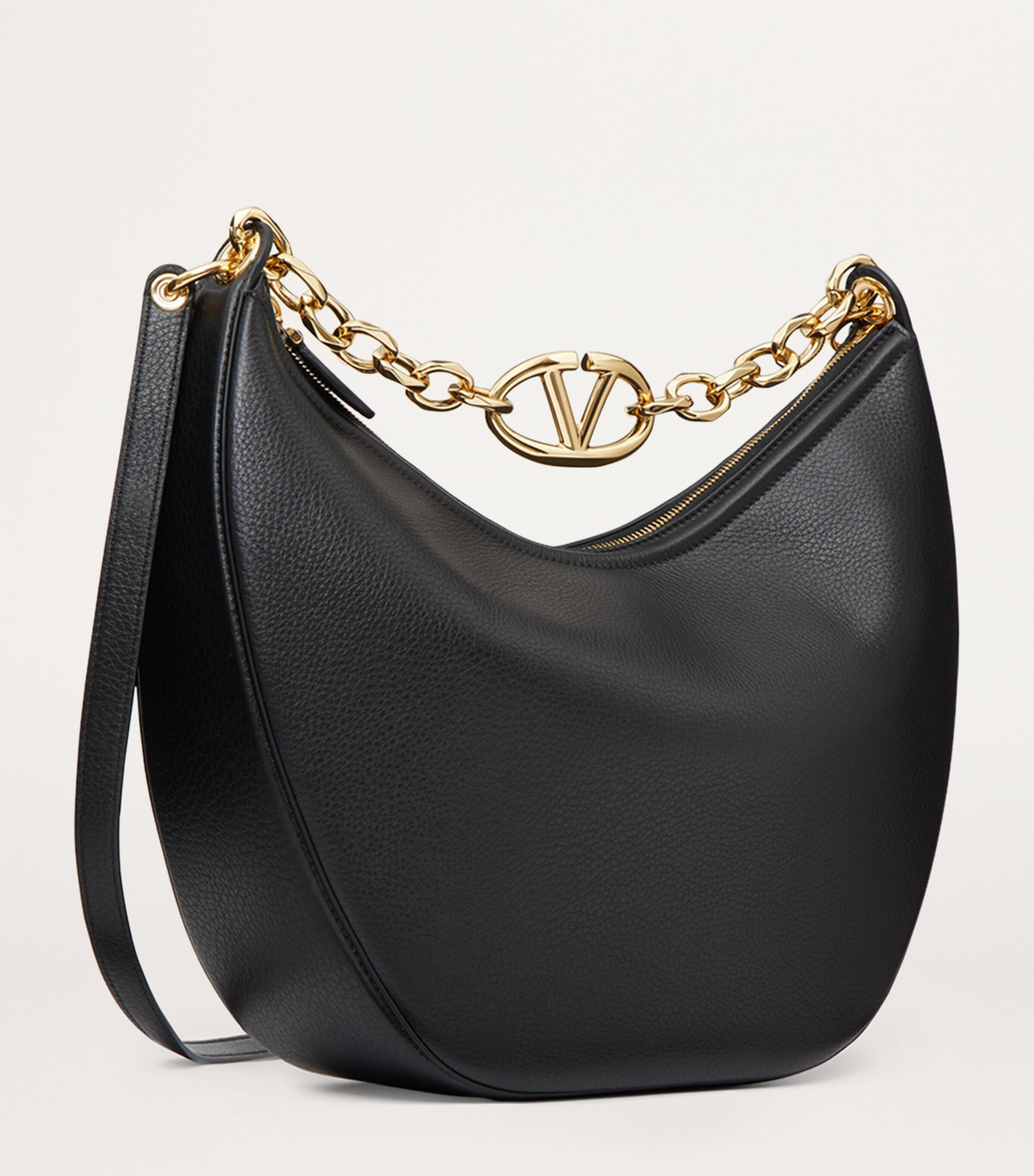 【関税&送料込】Valentino Garavani Medium Vlogo Moon Hobo Vlogo Moon Medium Grainy Calfskin Hobo Bag With Chain for