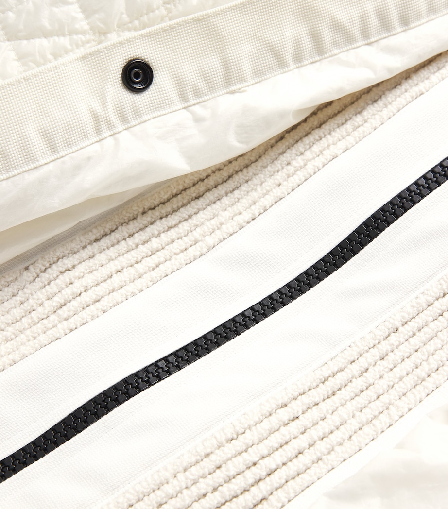 Nylon Quilted Bomber Jacket V0093 Image 5