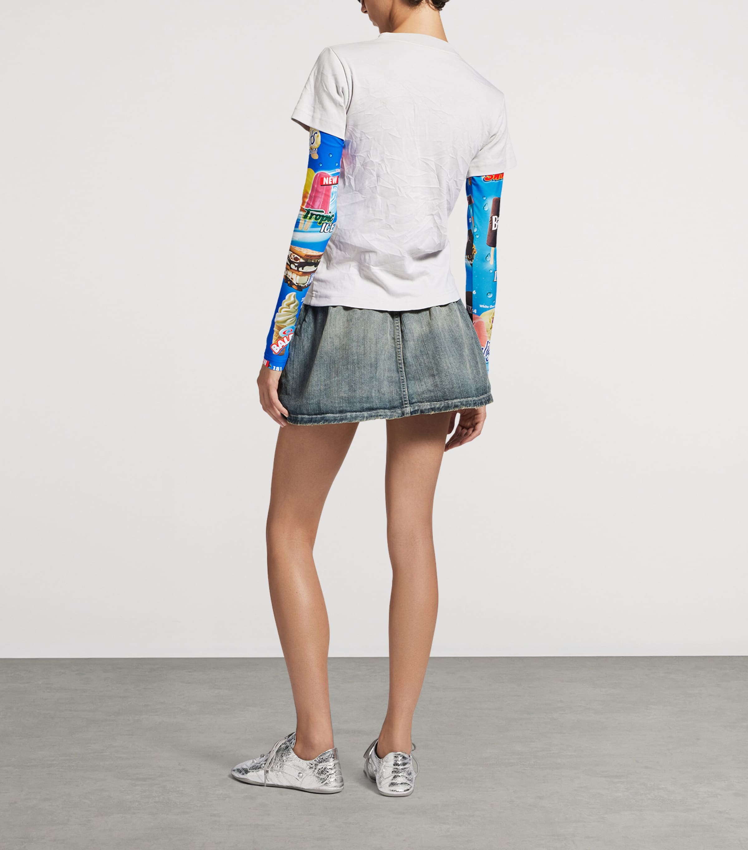 Double-Sleeved Logo T-Shirt 9059 Image 3