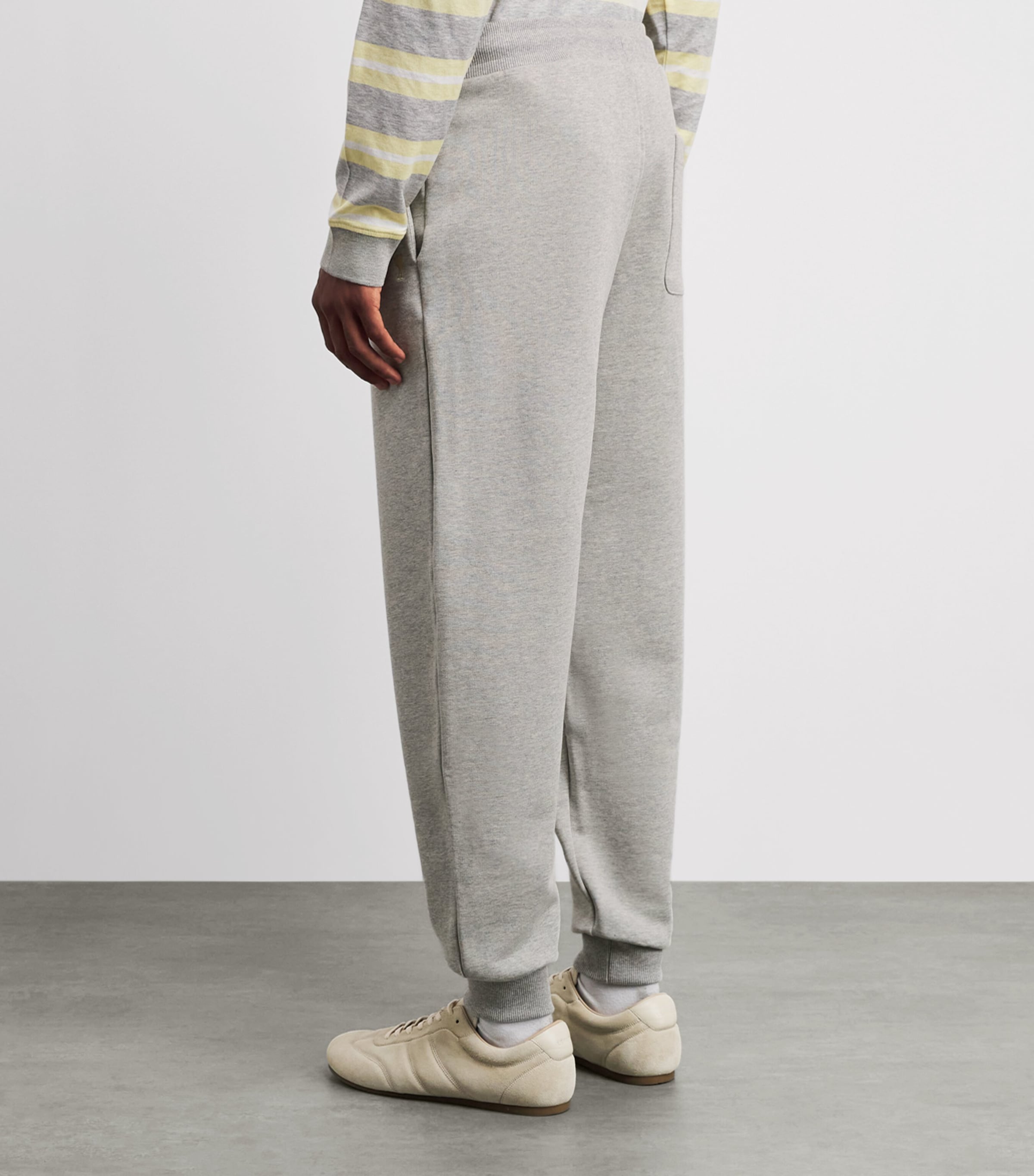 AMI Paris Mens Cotton Ami de Coeur Sweatpants Gris Chine Clair Image 5