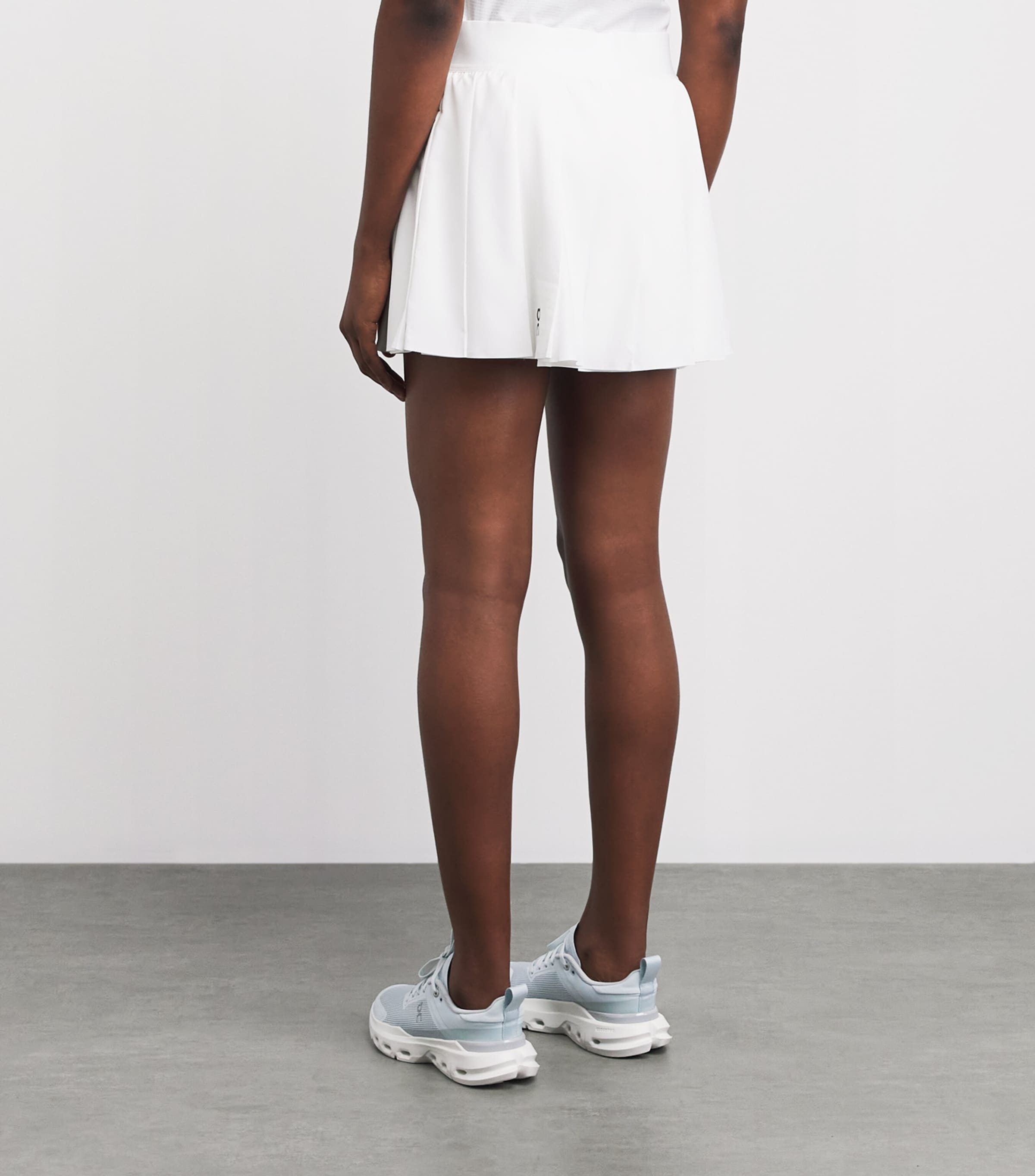 On Womens Pleated Court Tennis Skirt White Image 5