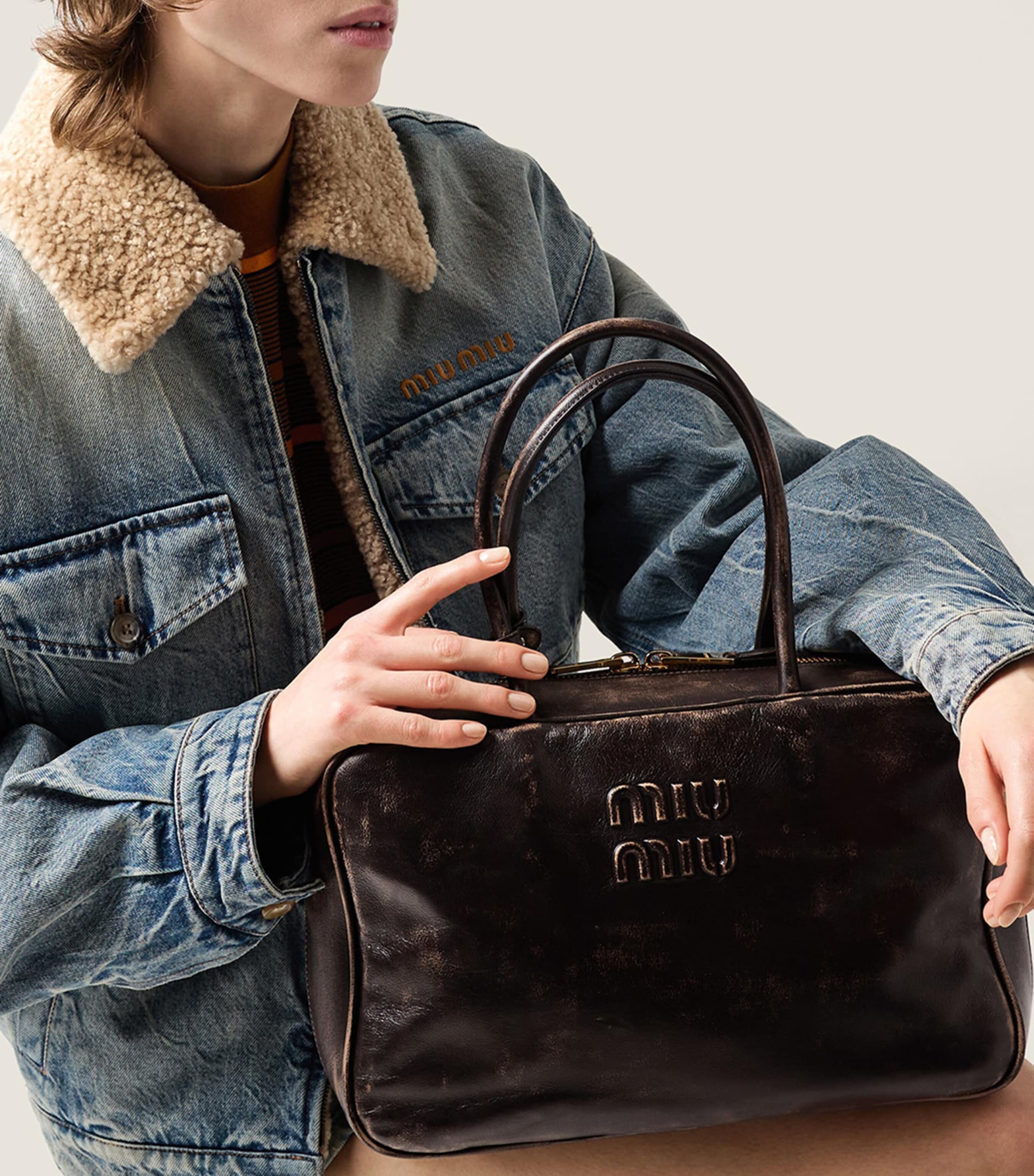 Nappa Leather Beau Top-Handle Bag F0201 Image 2