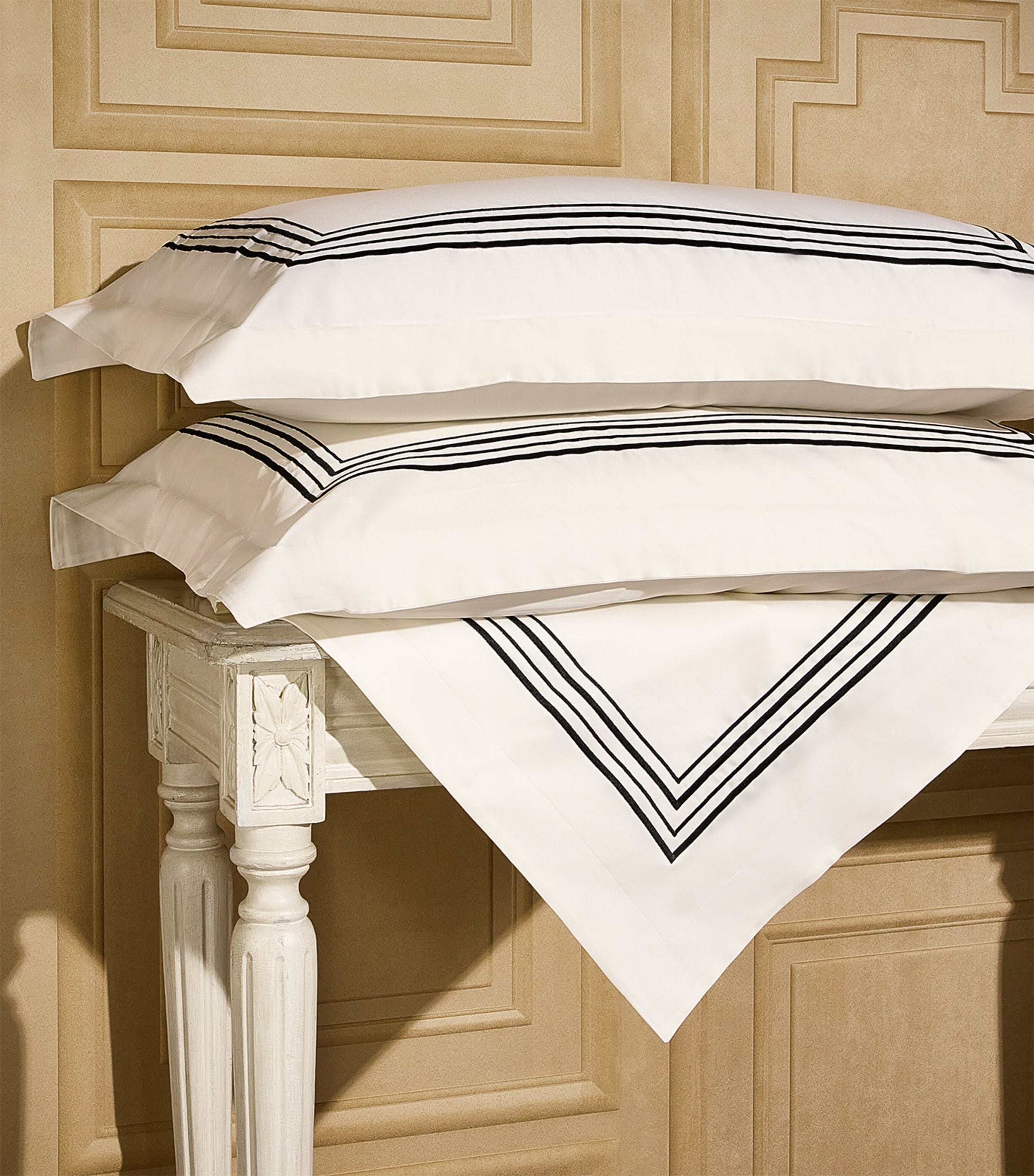 Mayfair Square Pillowcase Pair (65cm x 65cm) CREAM/BLACK Image 4