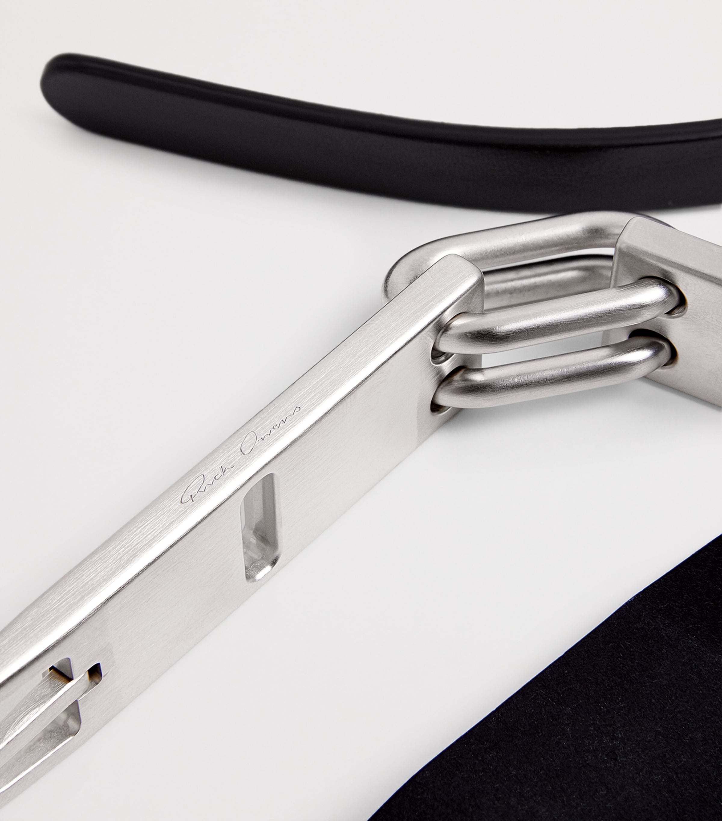 Rick Owens Black Leather Tongue Belt | Harrods JP