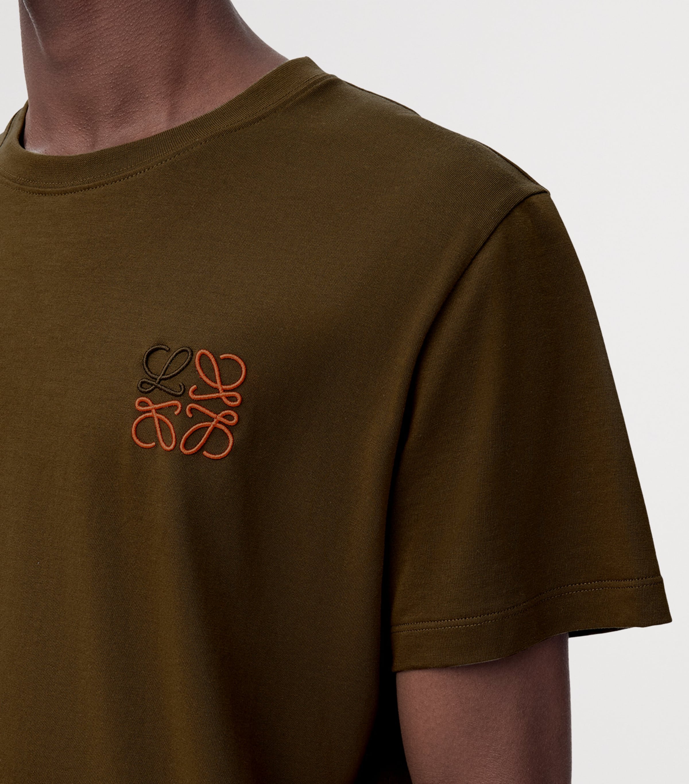 x Wimbledon Logo Gym Towel (40cm x 120cm) KHAKI GREEN Image 5