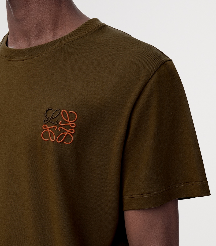 x Wimbledon Logo Gym Towel (40cm x 120cm) KHAKI GREEN Image 5