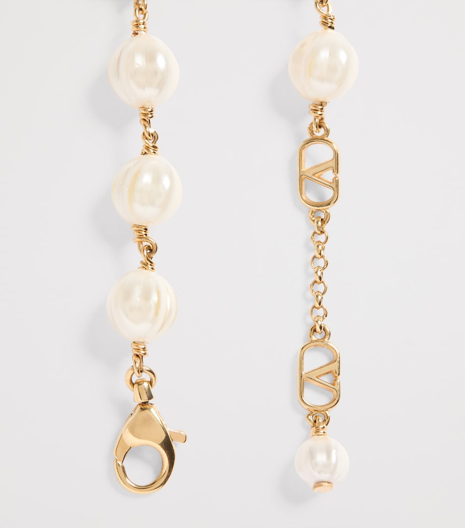 Valentino Garavani Faux Pearl VLogo Signature Bracelet Image 5