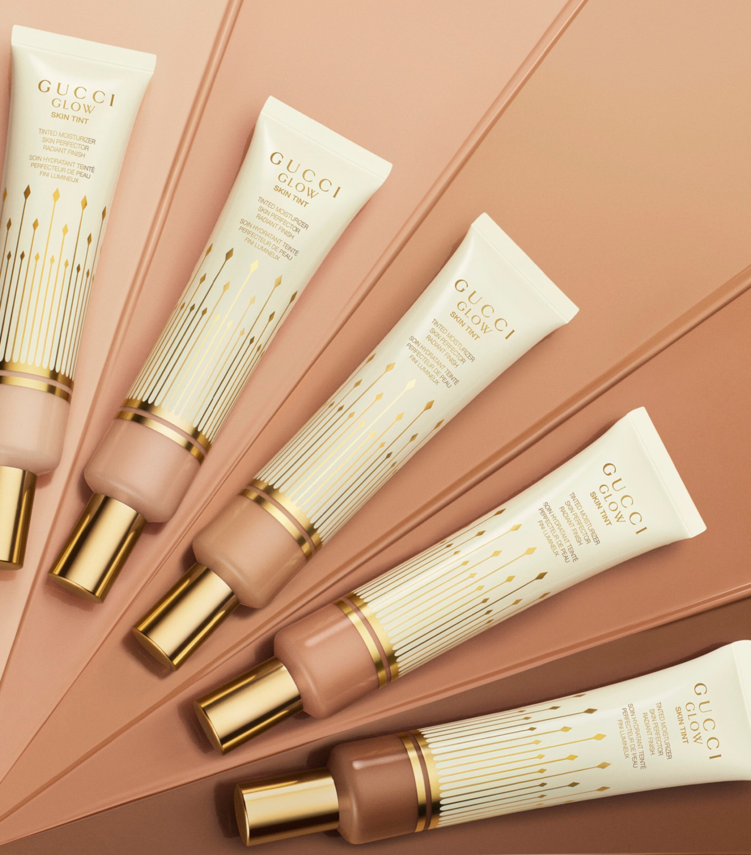 Gucci Glow Skin Tint Moisturiser (40ml) 58 DEEP Image 8