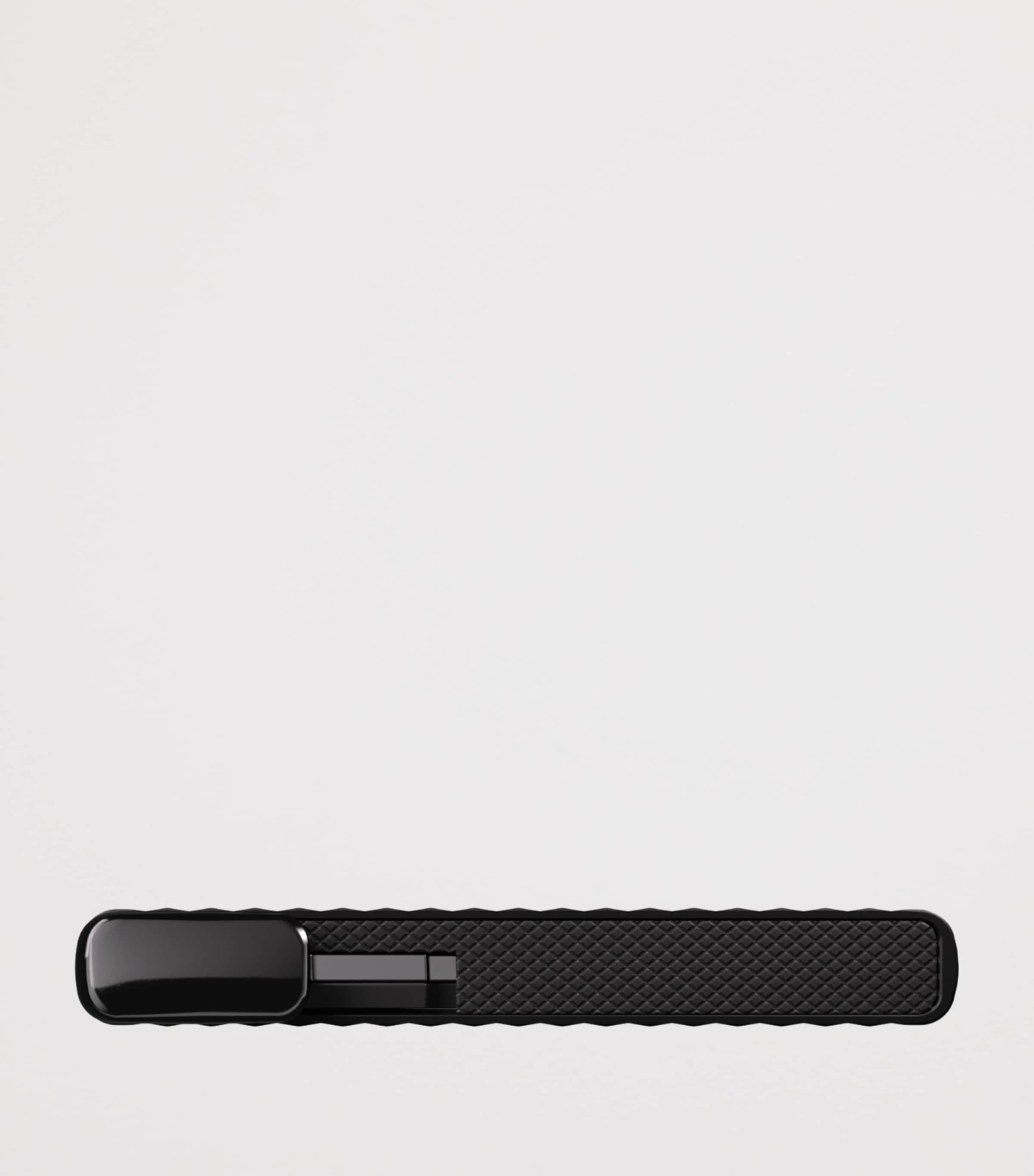 Fluted Aluminium Cardprotector BLACK Image 4