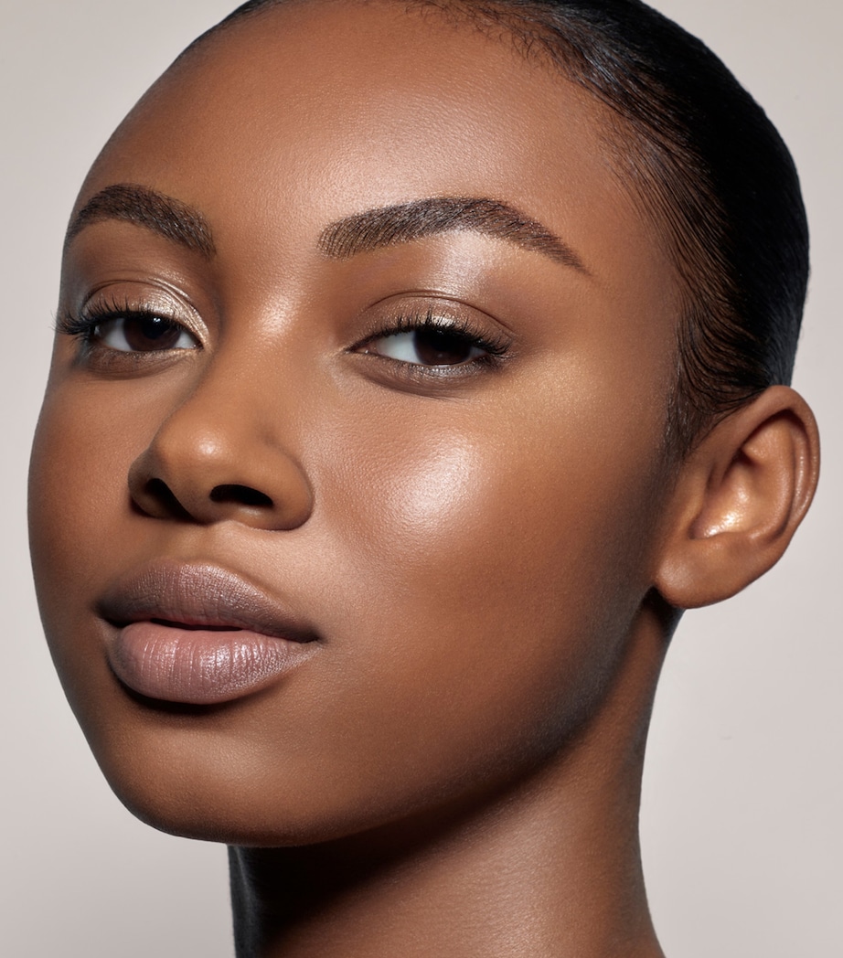 PAT MCGRATH LABS Skin Fetish: Sublime Perfection Foundation (35ml) Medium/ Deep Image 3