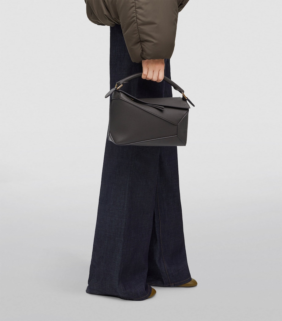 Small Leather Puzzle Edge Top-Handle Bag DARK GREY Image 11