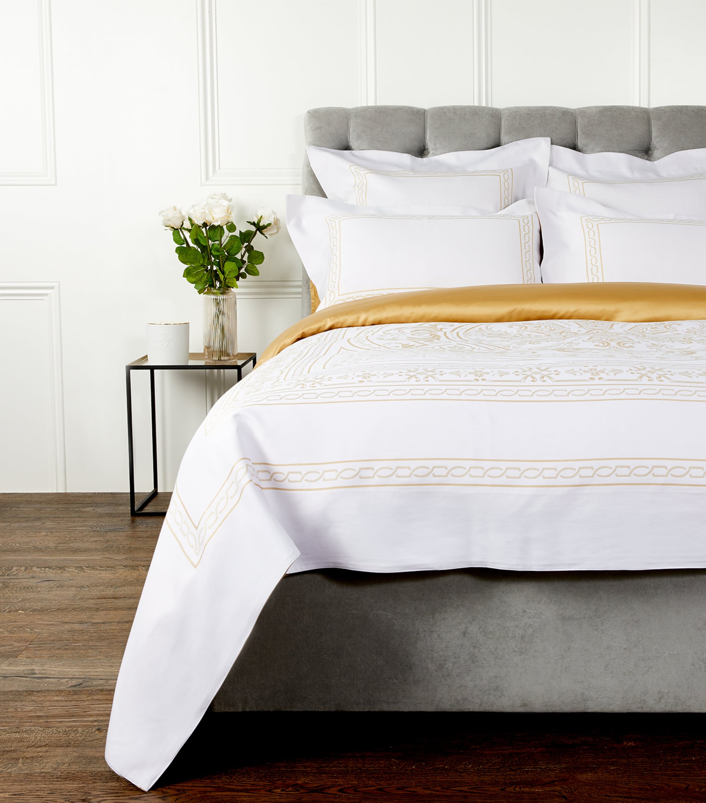 Celso De Lemos Versaille Super King Duvet Cover In White