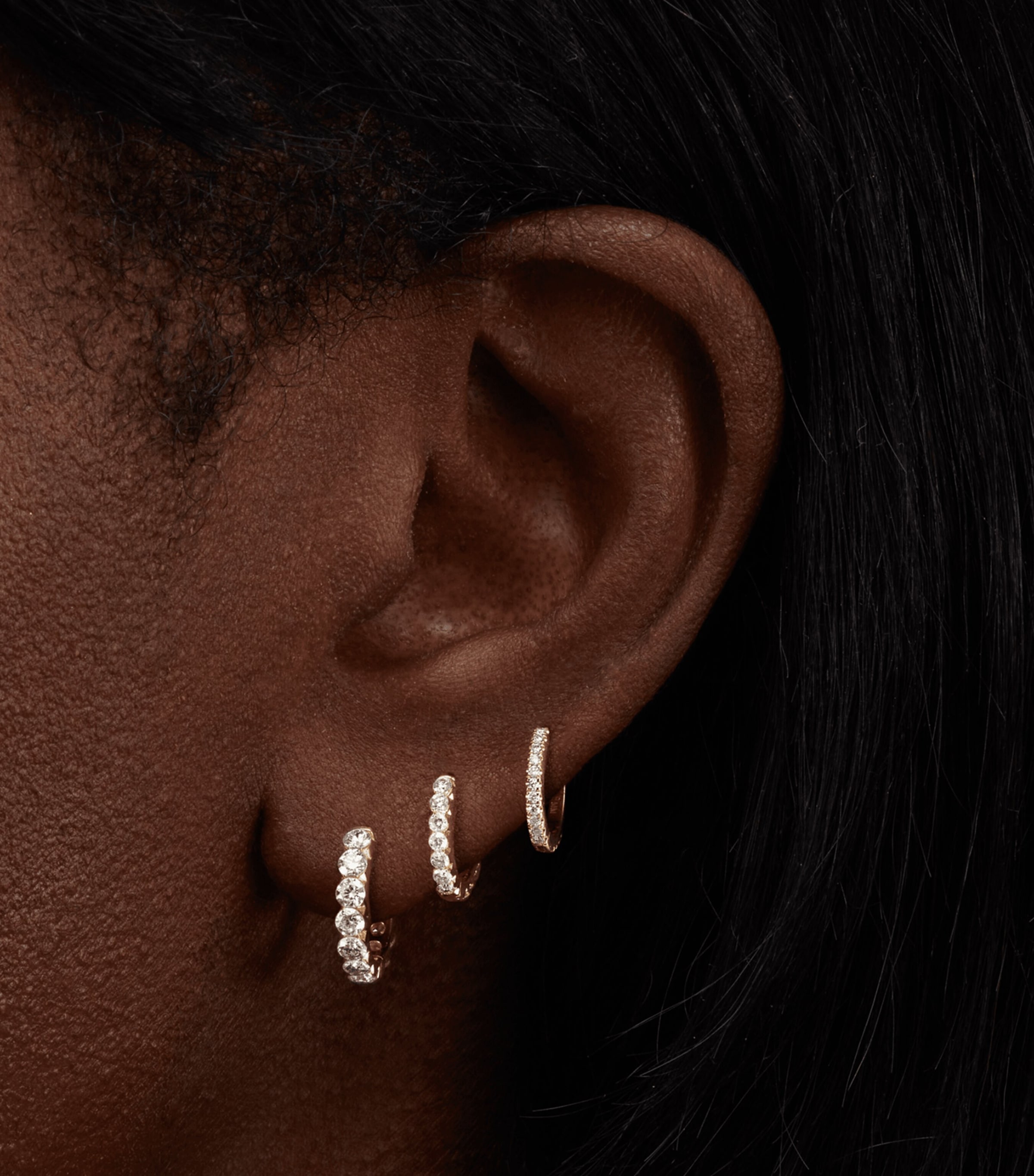 Diamond Eternity Single Hoop Earring (8mm) YELLOW GOLD Image 2