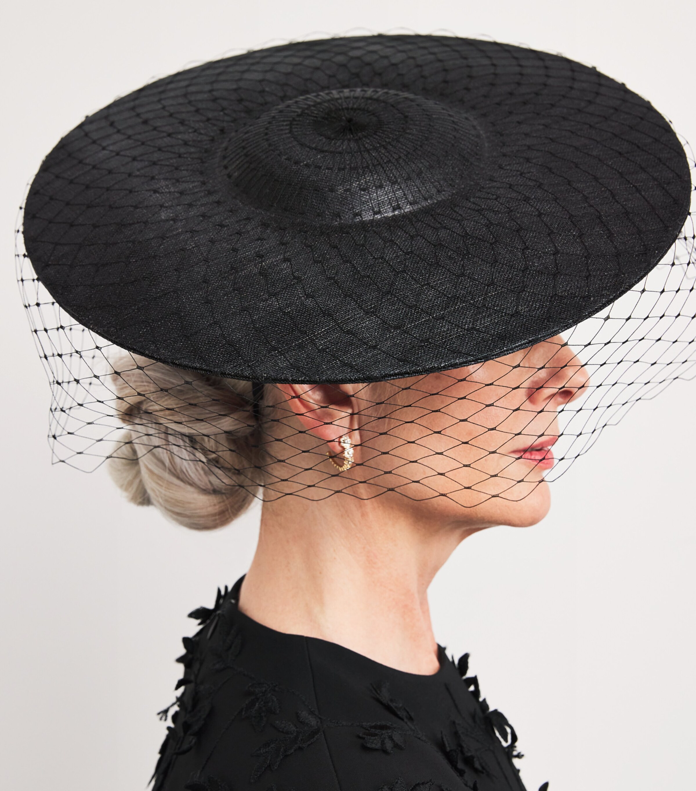 Veiled Hat Fascinator BLACK Image 3