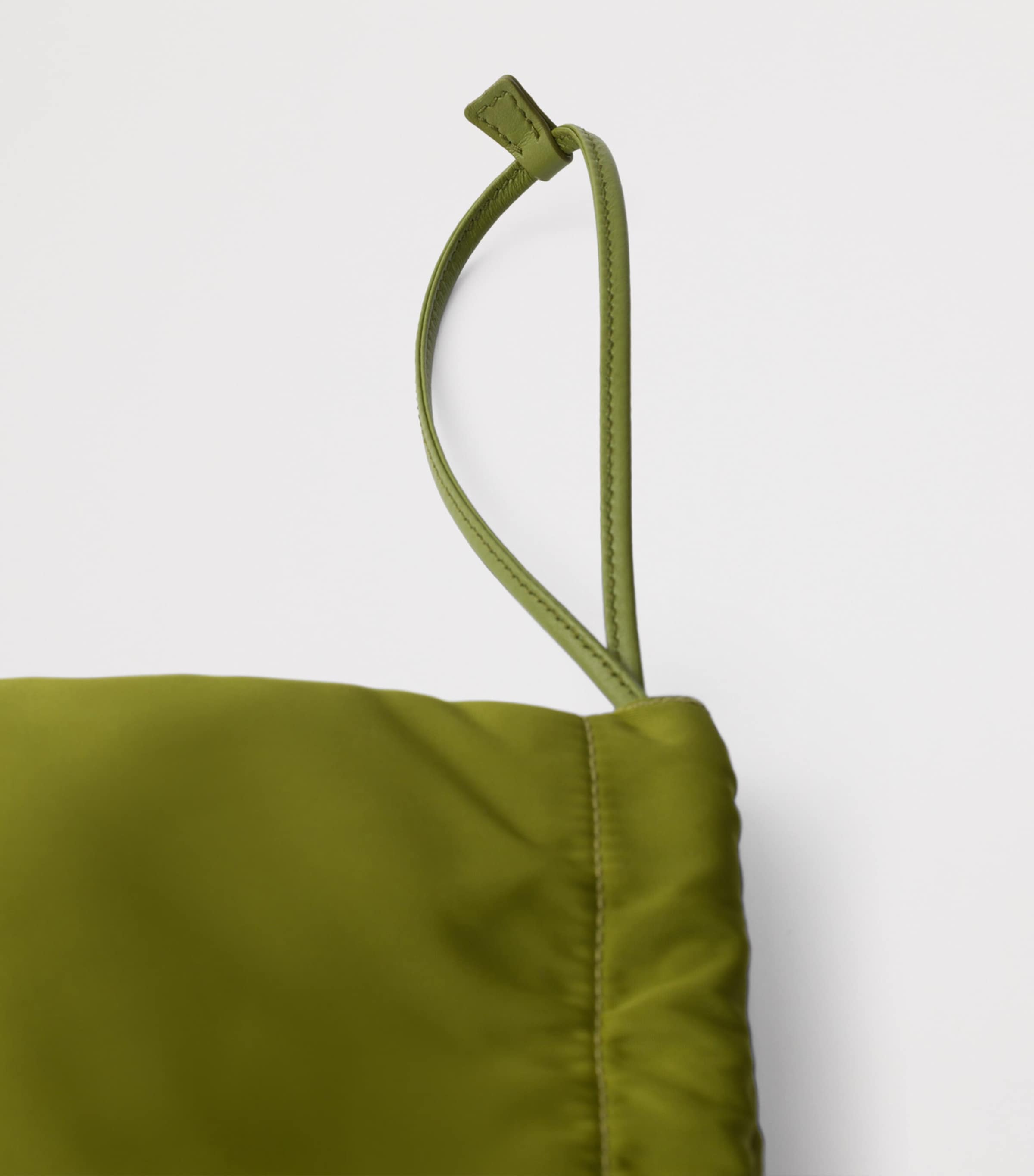 Re-Nylon Pouch F077G Image 2