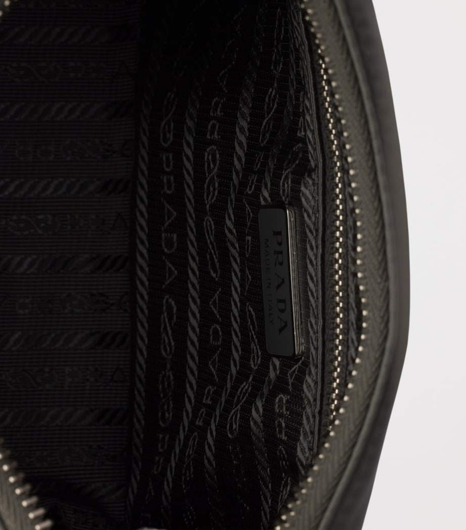 Re-Nylon Re-Edition 2005 Shoulder Bag F0048 Image 4