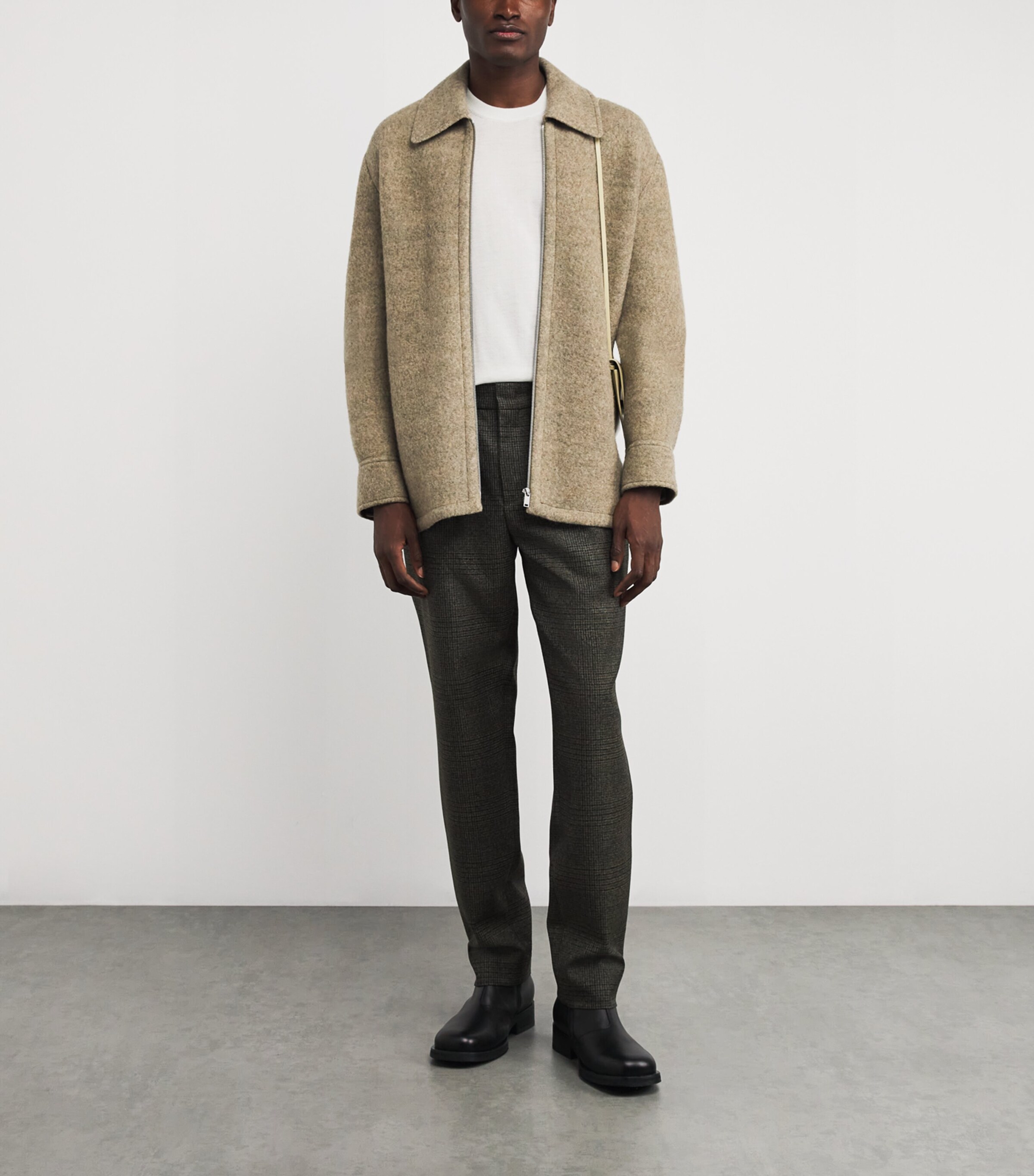 Superfine Cashmere Crew-Neck Sweater HA0327 ZINC WHITE Image 2