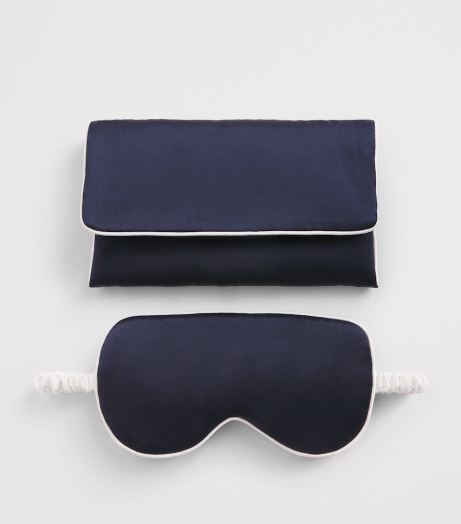 Olivia von Halle Womens Silk Audrey Sleep Mask Navy Image 3