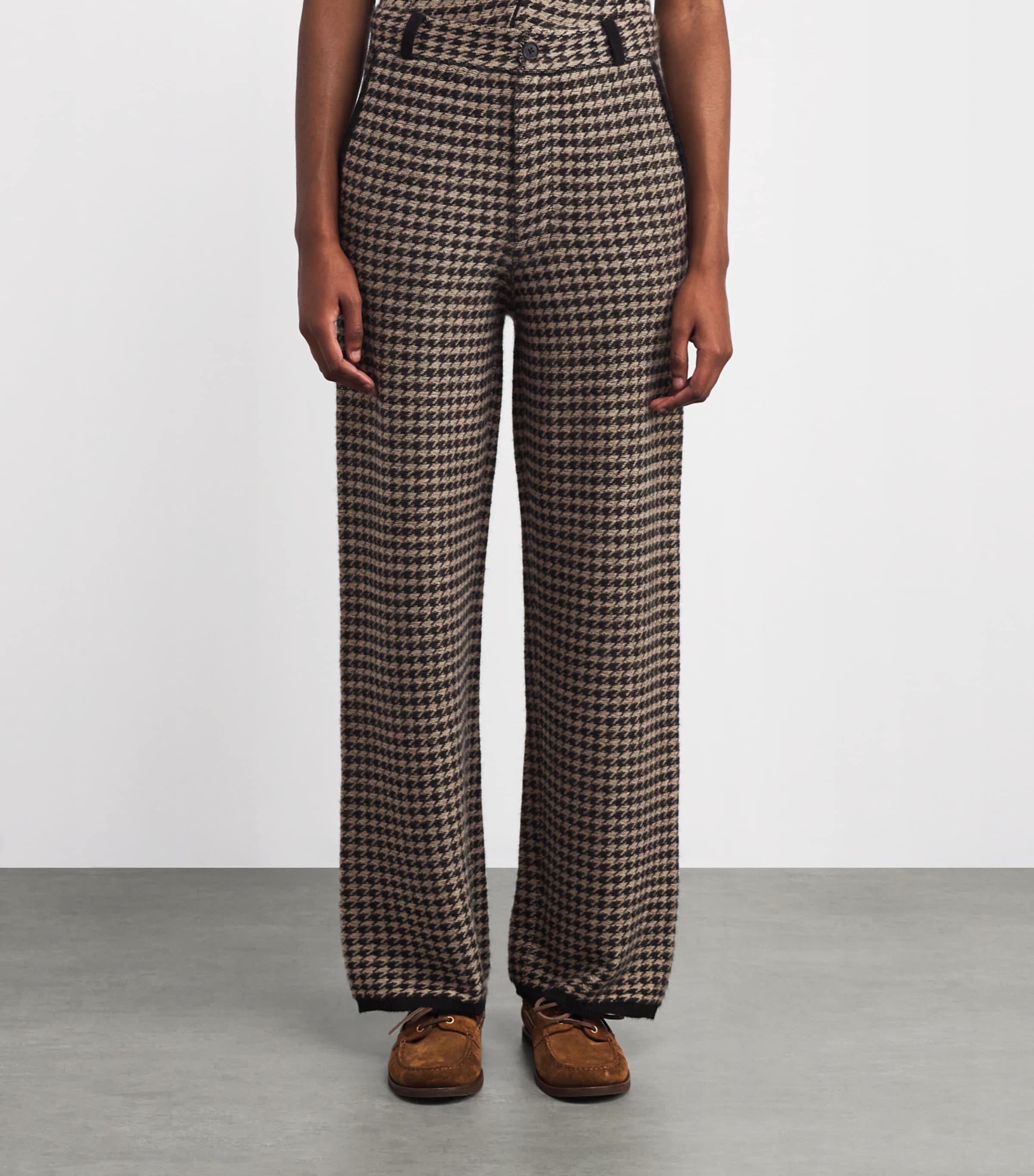 Cashmere Houndstooth Tailored Trousers BLACK/DUNE Image 3
